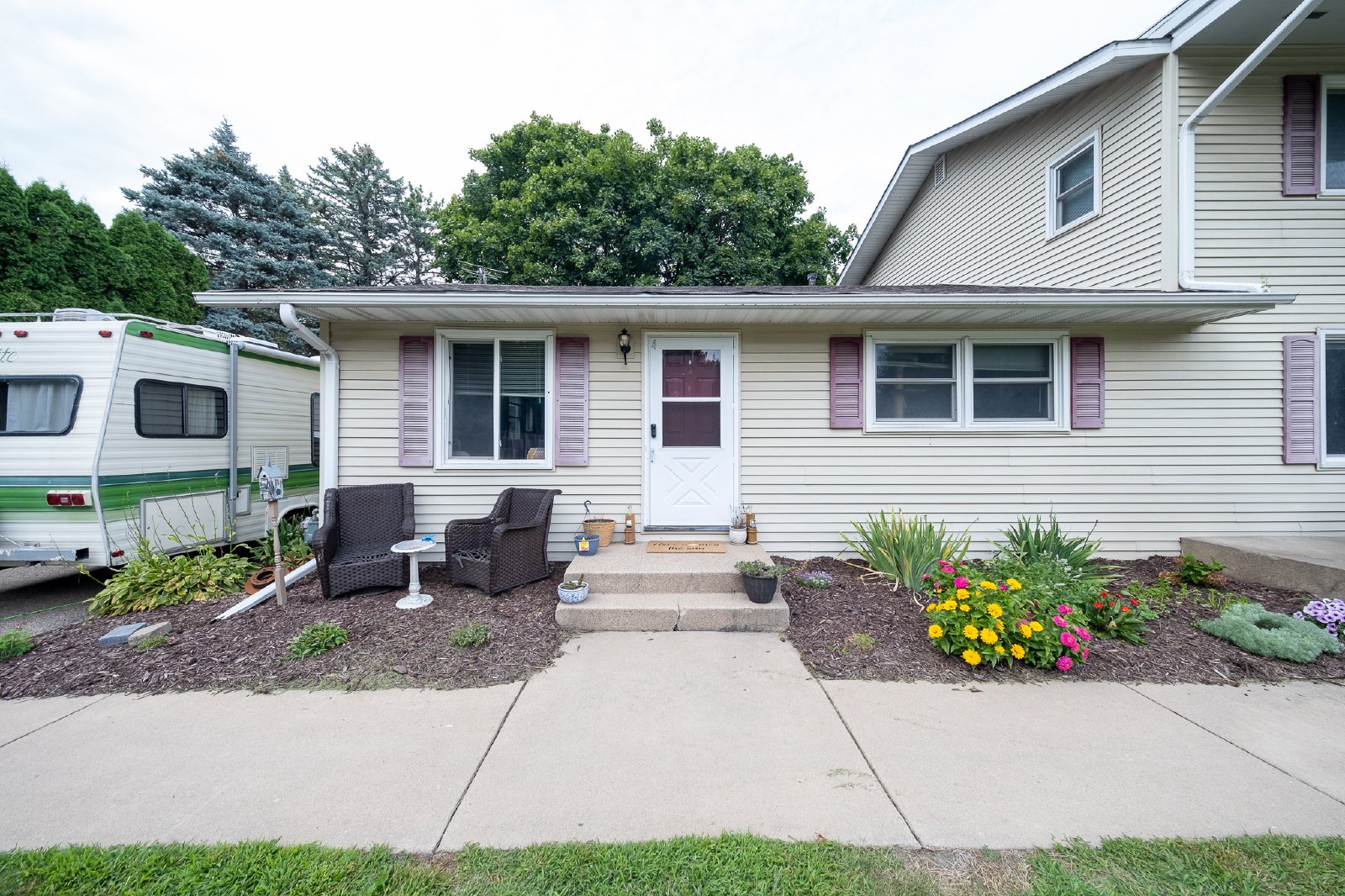 Upper 204th Street West, Empire (3667) MJ ER2 - 4 property image