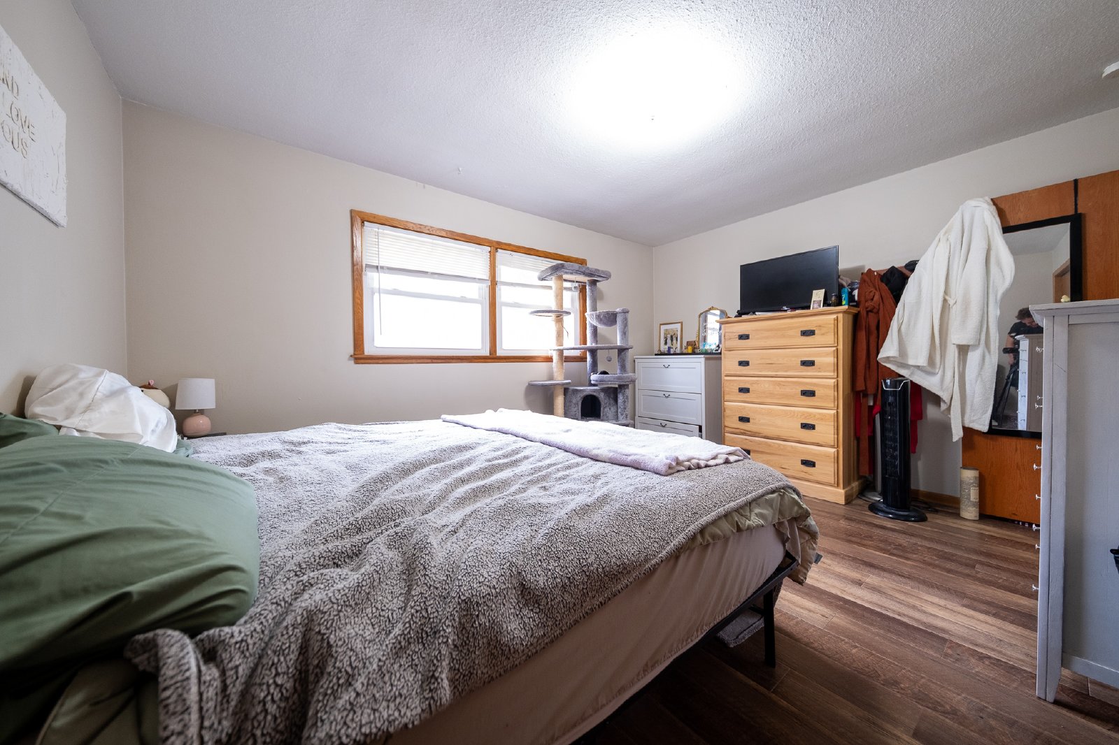 Upper 204th Street West, Empire (3667) MJ ER2 - 4 property image