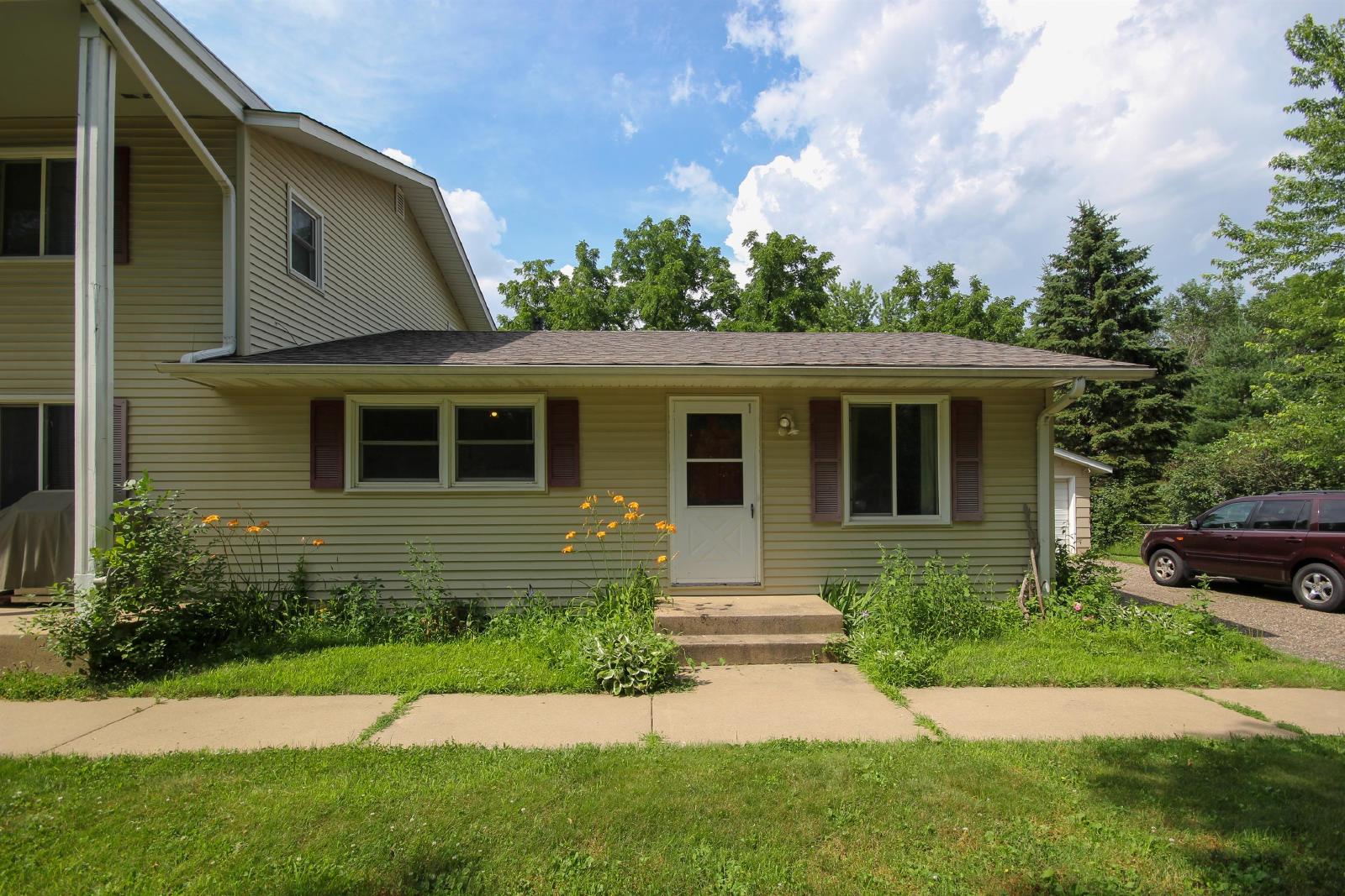 Upper 204th Street West, Empire (3667) MJ ER2 - 4 property image