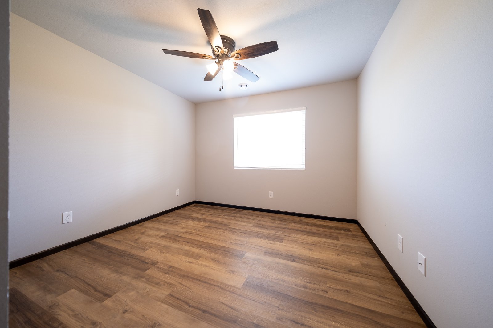 4th Circle Drive Southeast, Lonsdale (568) LY KZ1 - 1 property image