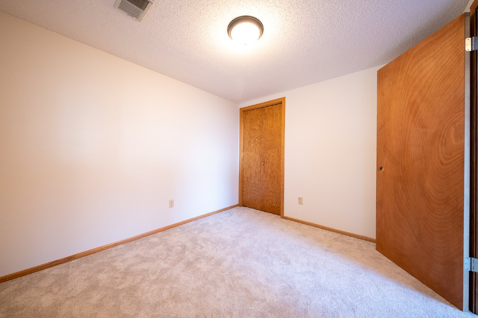 147th Street West, Apple Valley (7991) JP CW1 - 1 property image