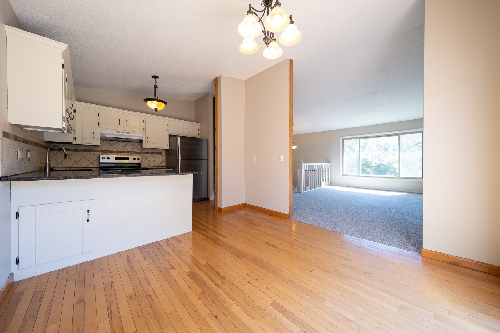 Foliage Avenue West, Rosemount (16068) MJ MG1 **HWP** - 1 property image