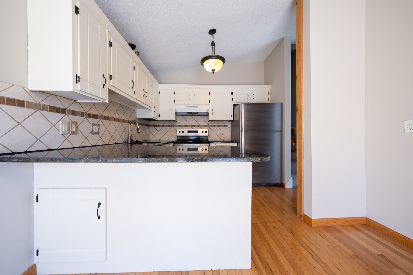 Foliage Avenue West, Rosemount (16068) MJ MG1 **HWP** - 1 property image