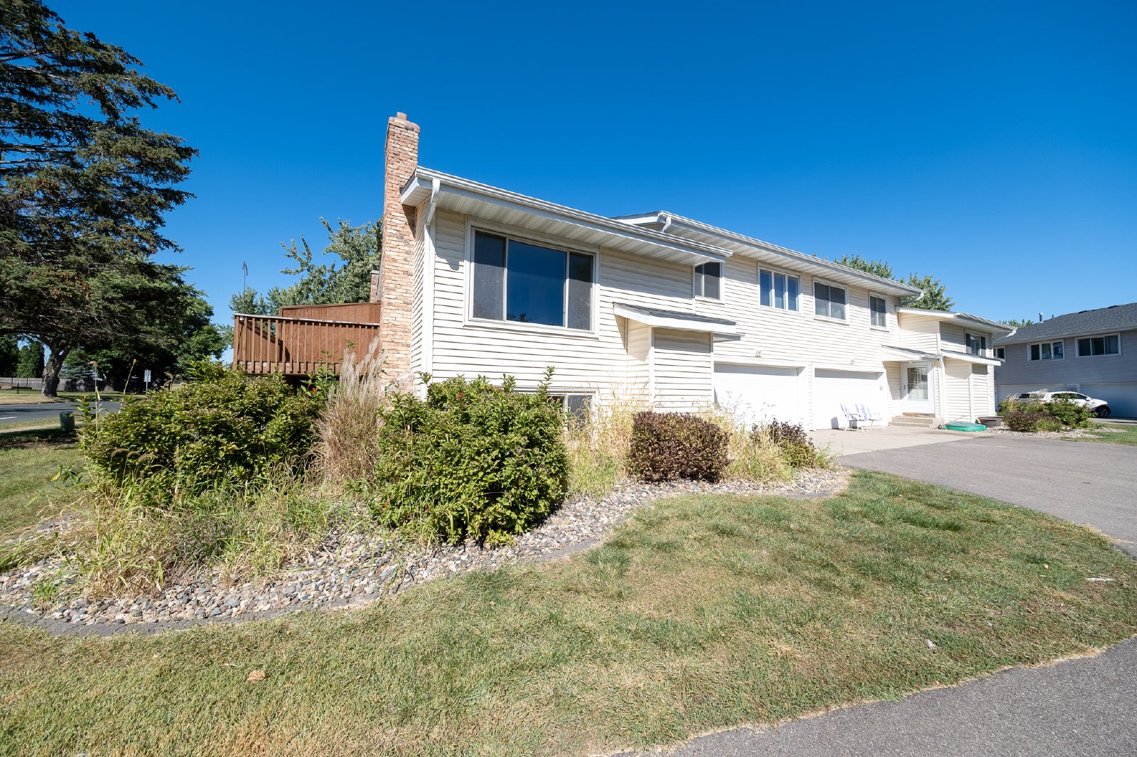 Foliage Avenue West, Rosemount (16068) MJ MG1 **HWP** - 1 property image