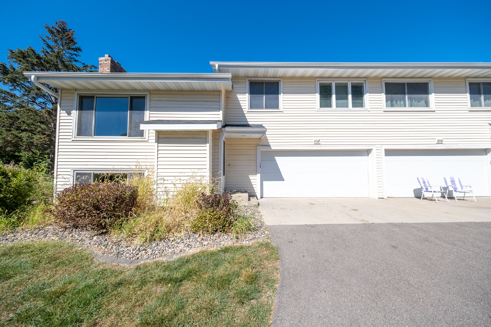 Foliage Avenue West, Rosemount (16068) MJ MG1 **HWP** - 1 property image