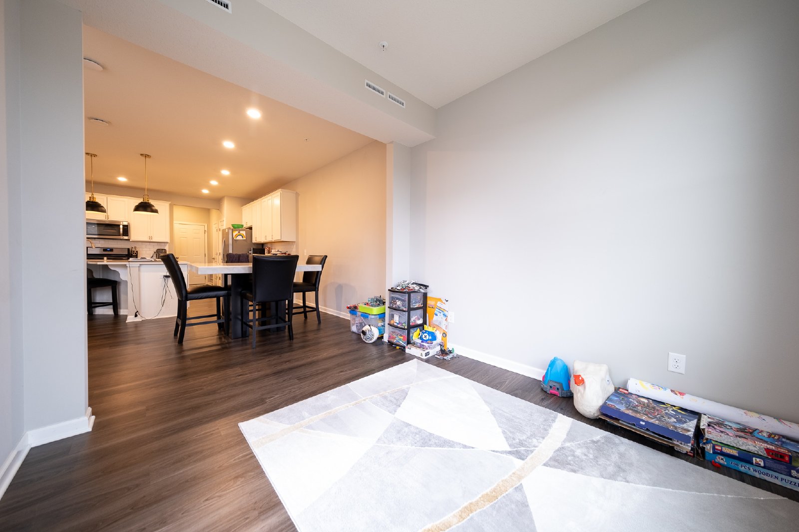 94th Lane North, Brooklyn Park (5292) JP CW1 - 1 property image