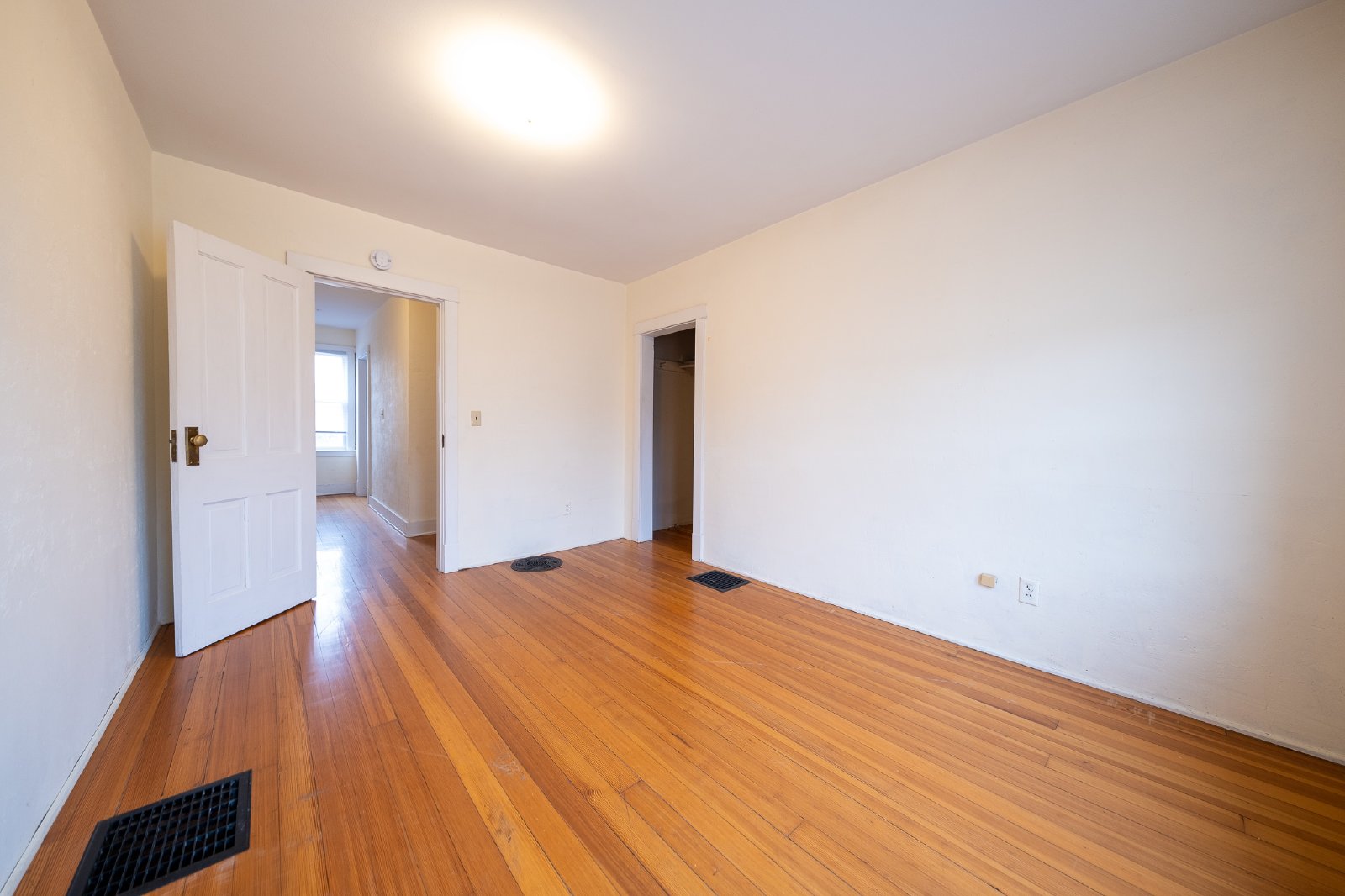 2nd Avenue West, Shakopee (128) MJ ER1 - 1 property image