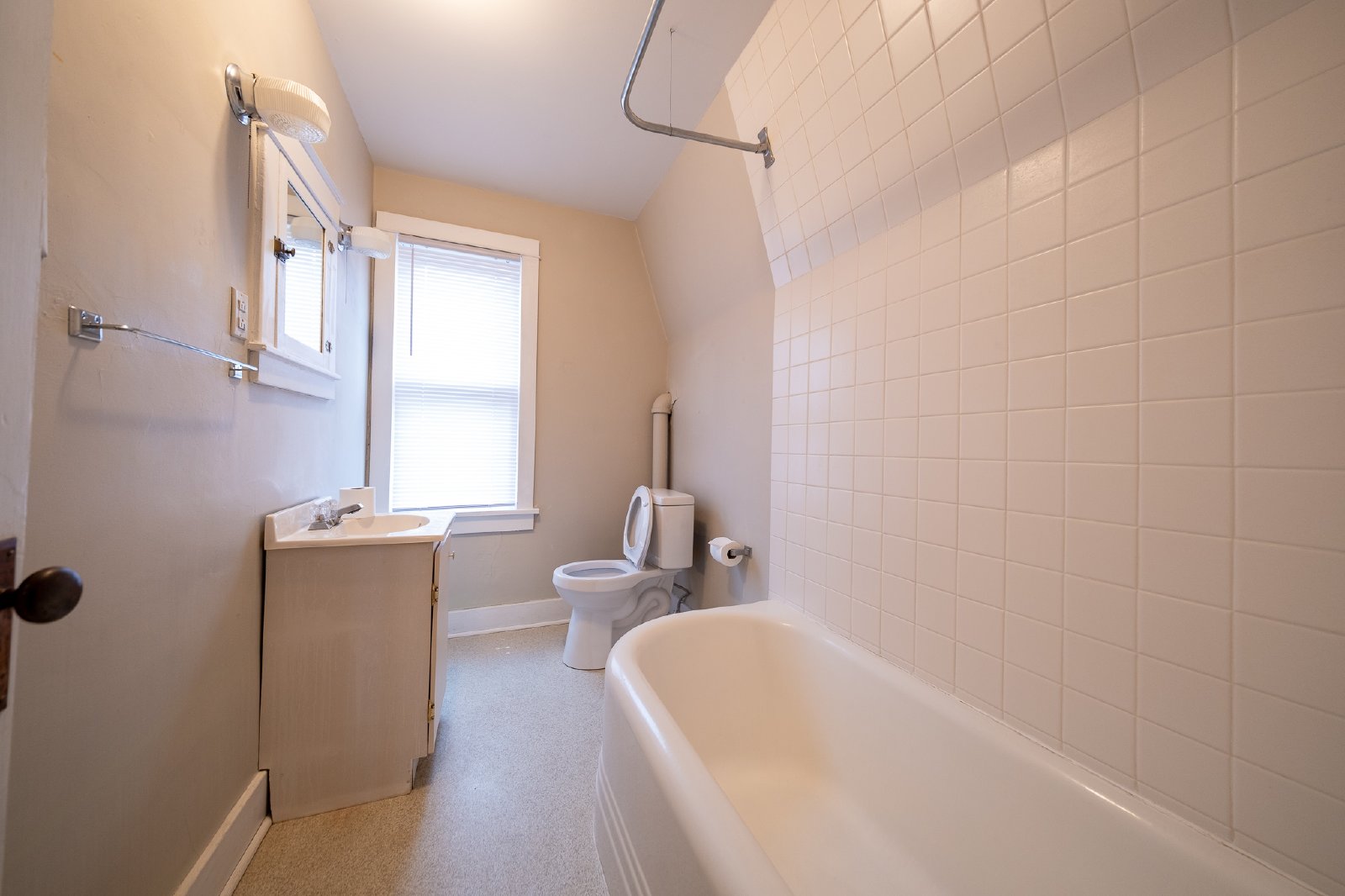 2nd Avenue West, Shakopee (128) MJ ER1 - 1 property image