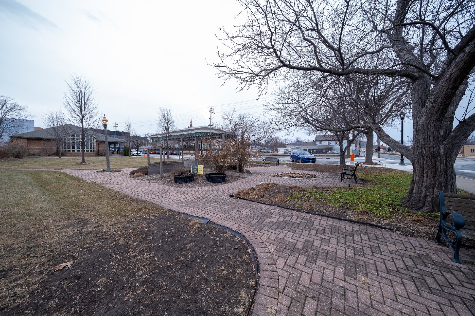 2nd Avenue West, Shakopee (128) MJ ER1 - 1 property image