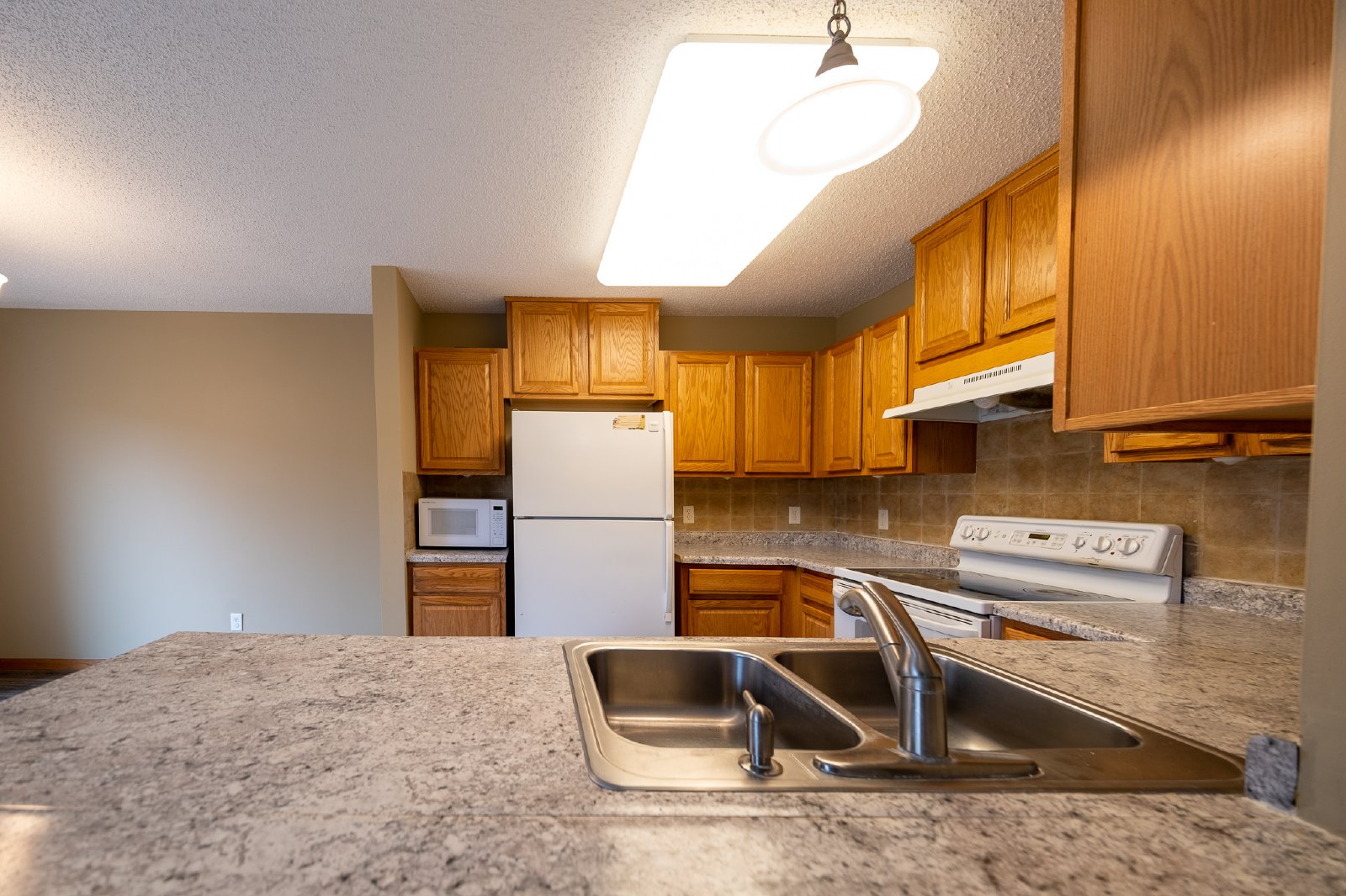 Float Court, Apple Valley (15645) JP CW1 **HWP** - 1 property image