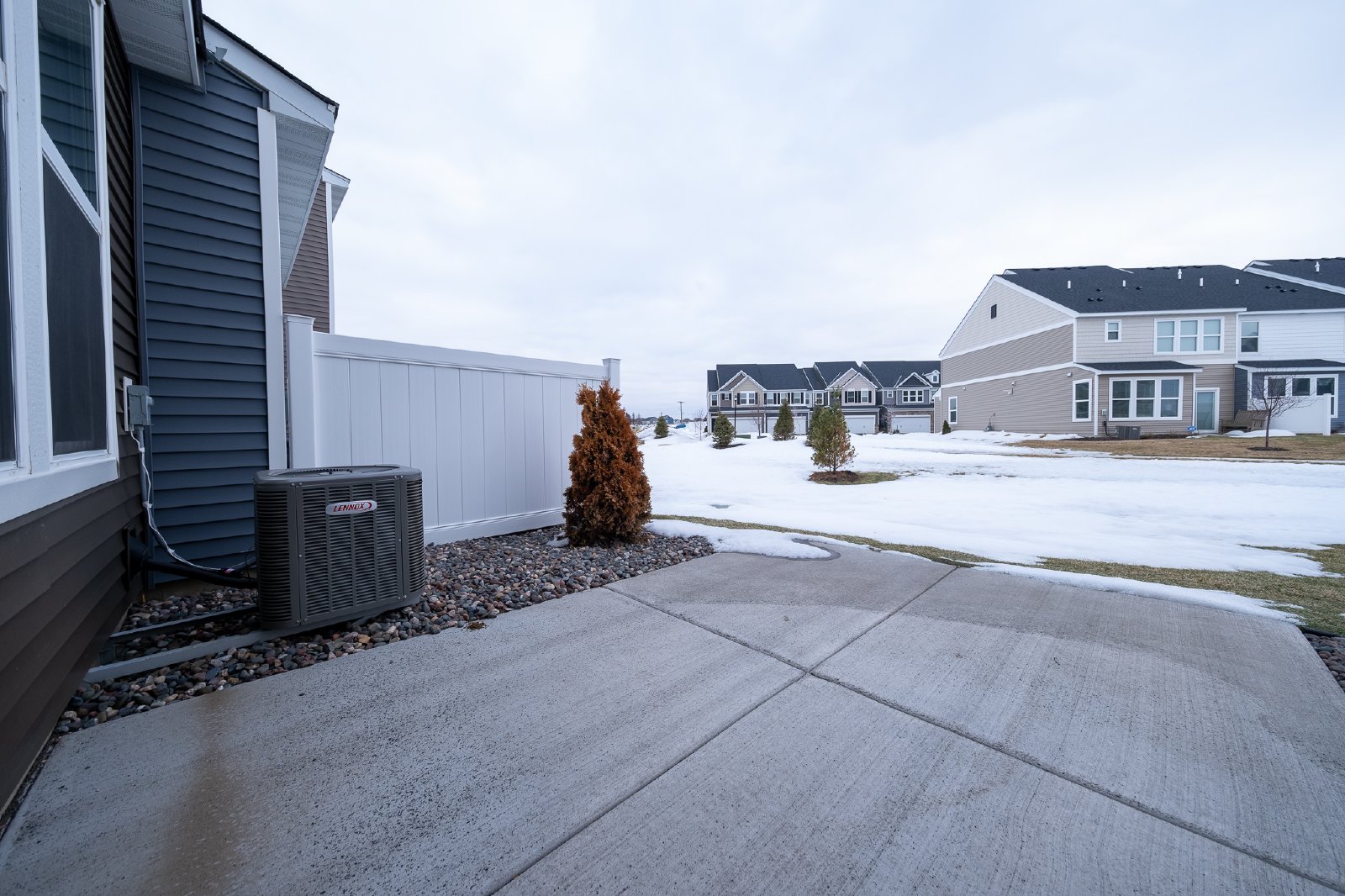 Walnut Grove Way North, Maple Grove (7170) JP KZ1 - 1 property image