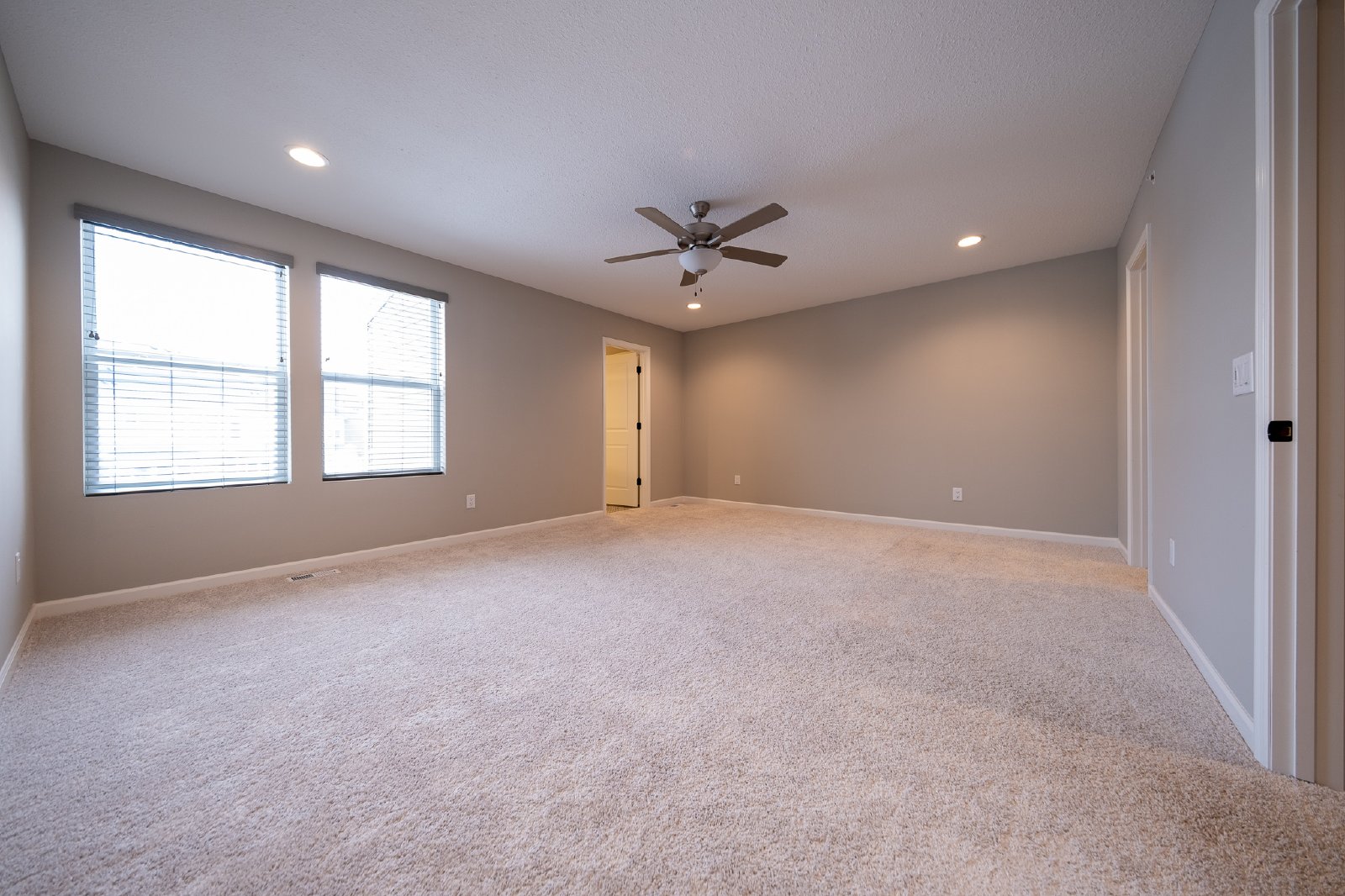 Walnut Grove Way North, Maple Grove (7170) JP KZ1 - 1 property image