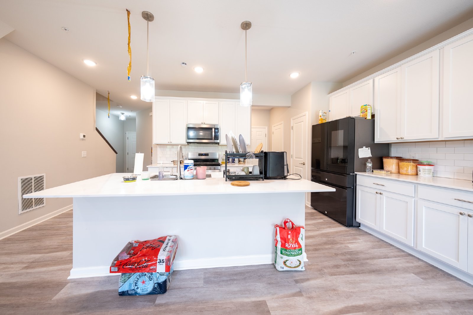 Avery Court, Eagan (4872) MJ CW1 - 1 property image