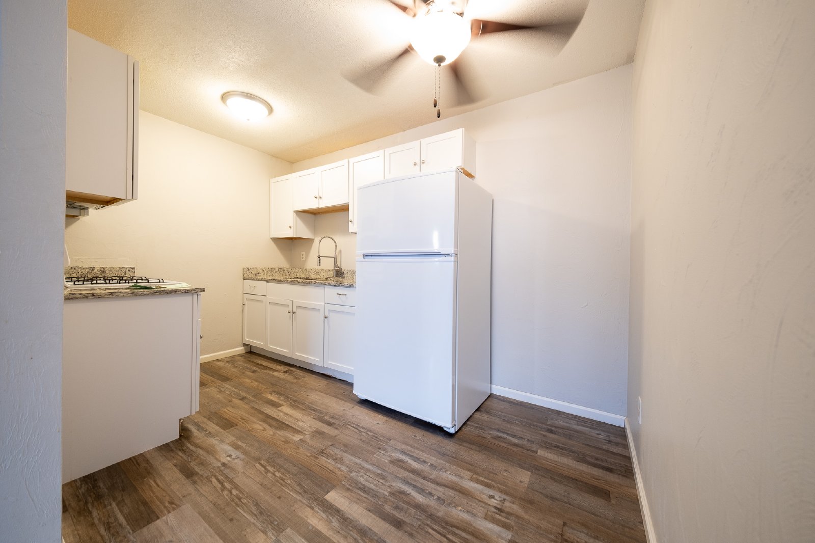 814 11th Ave. SE, Apt 103 Minneapolis, MN 55414 Mauzy Properties