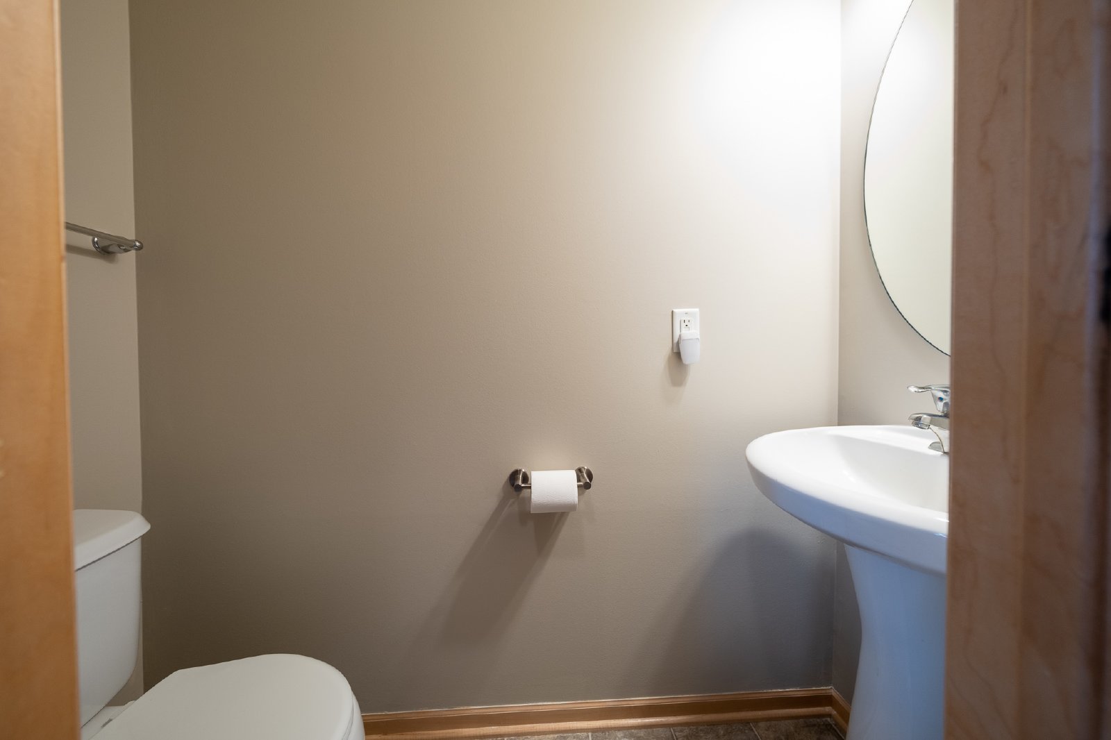 Key West Court, Lakeville (18283) MJ ER1 - 1 property image