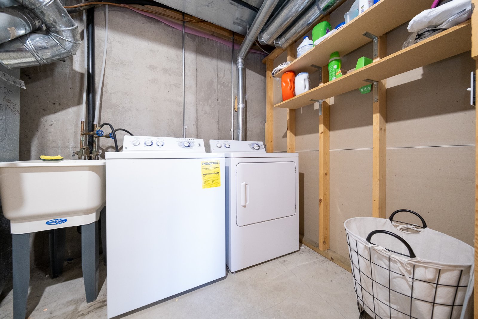 Hampshire Way, Lakeville (20647) MH ER1 **HWP** - 1 property image