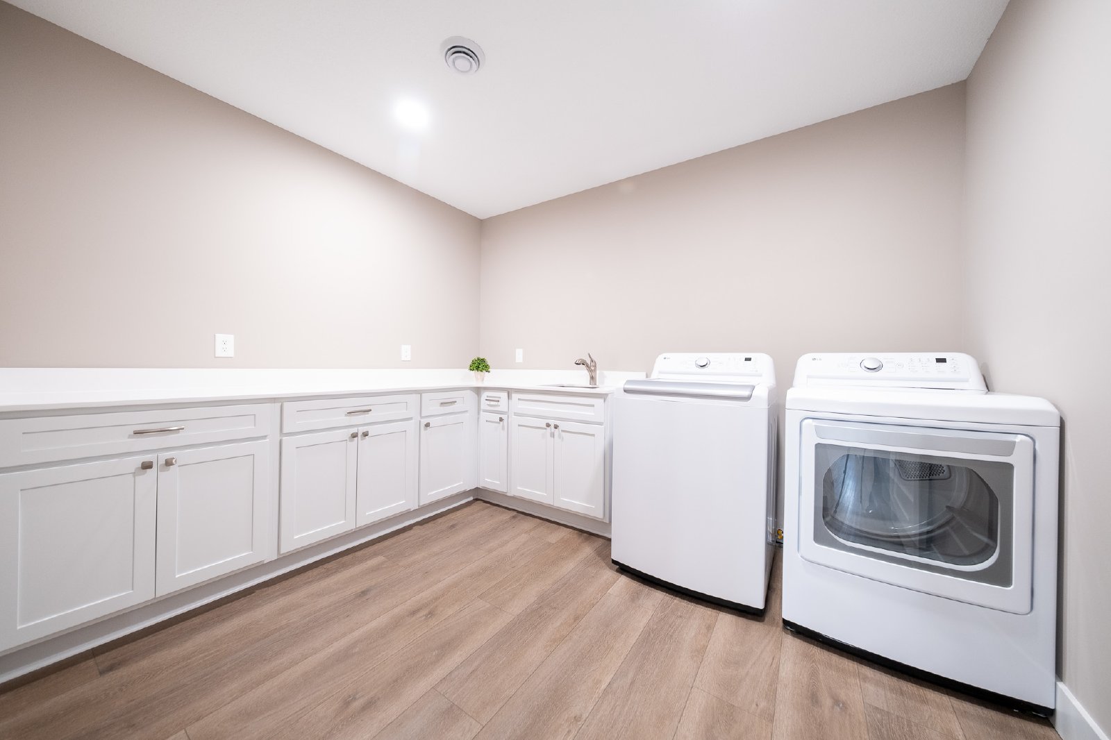 Preserve Drive, Elko New Market (26391) MJ CW1 - 1 property image