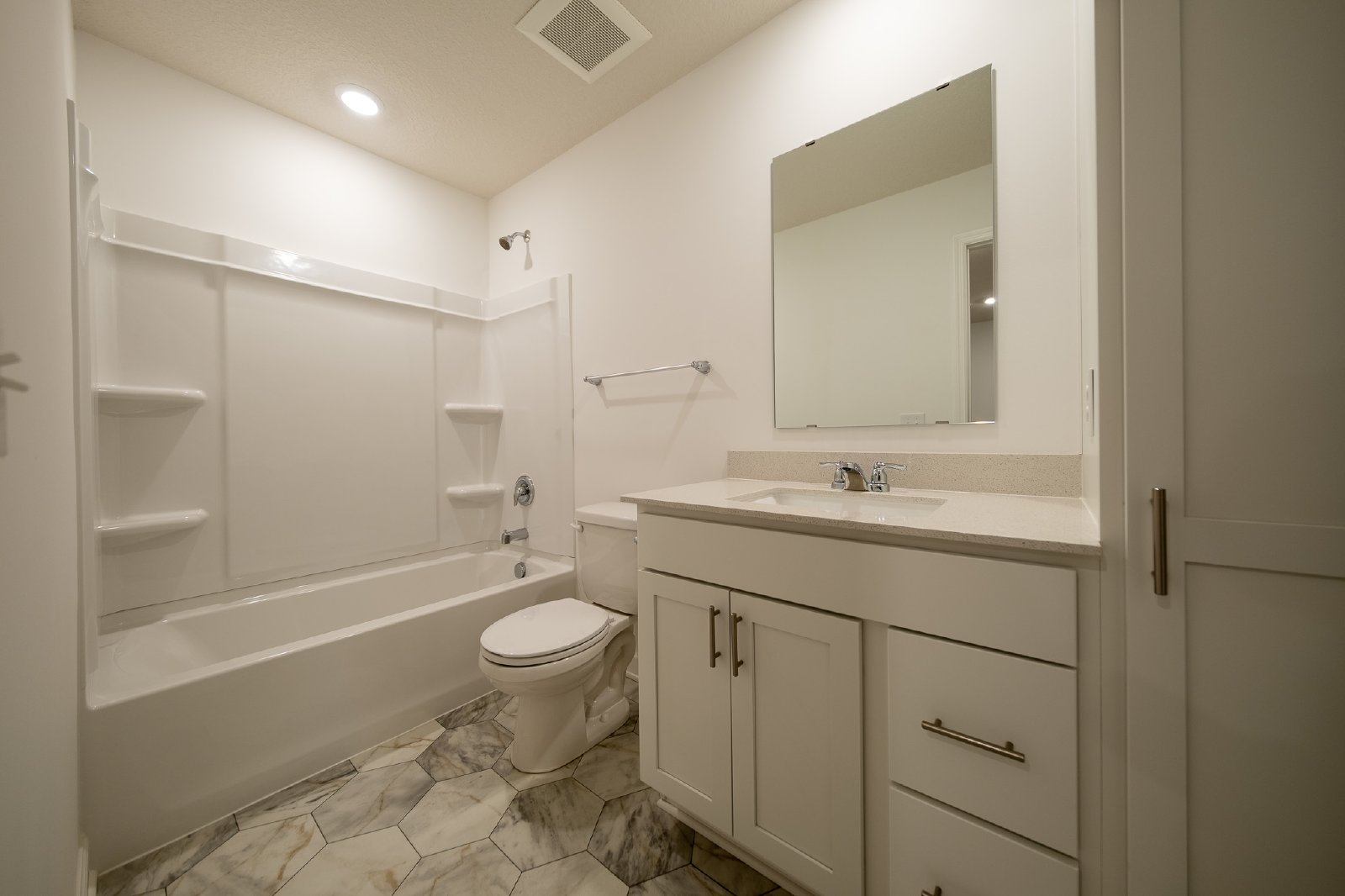 Denton Avenue, Farmington (21715) MJ MH1 **TPO** - 1 property image