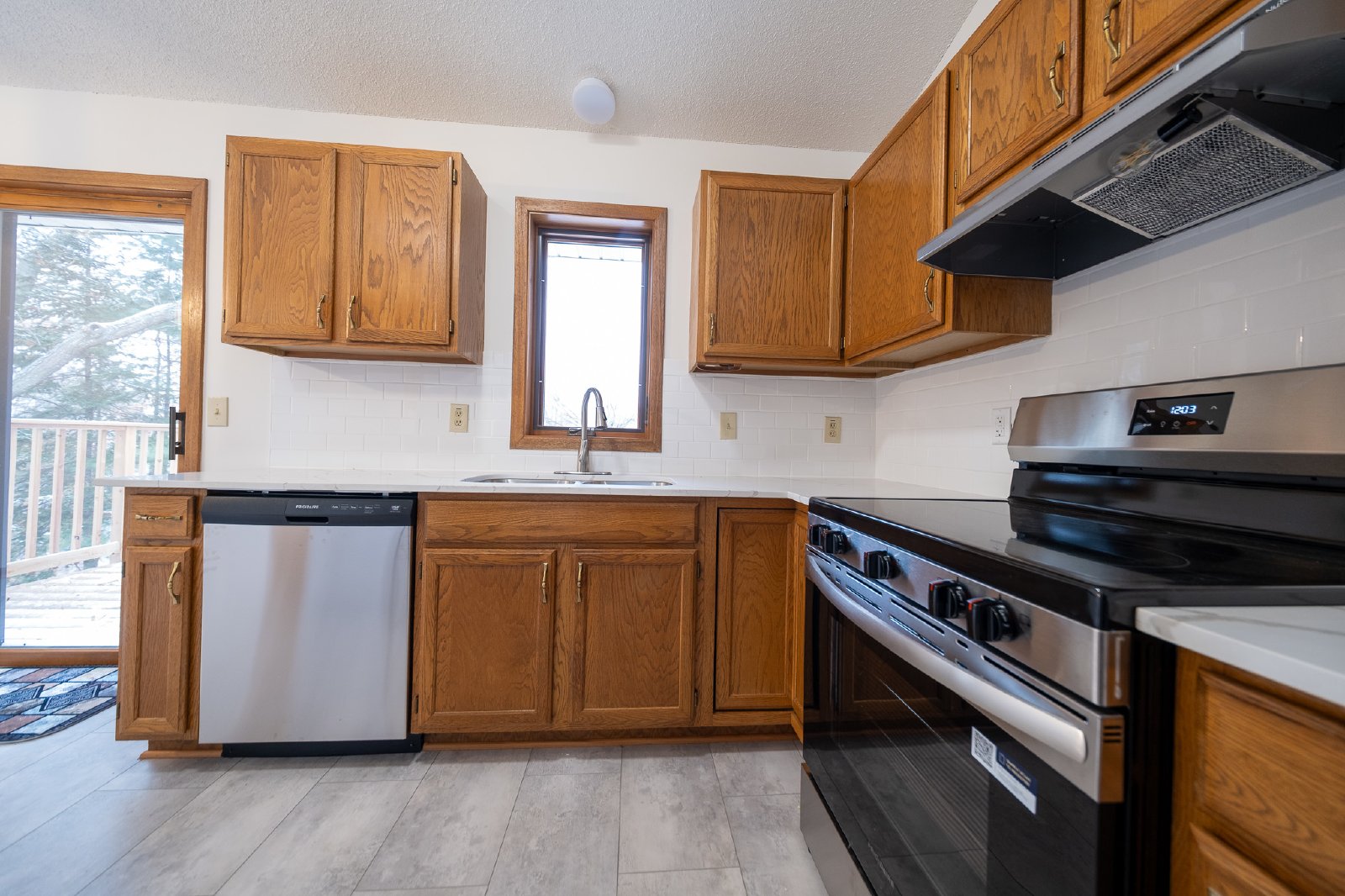 Falcon Way, Eagan (3655) MJ KK1 - 1 property image