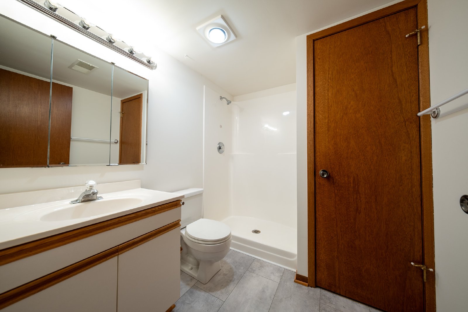 Falcon Way, Eagan (3655) MJ KK1 - 1 property image