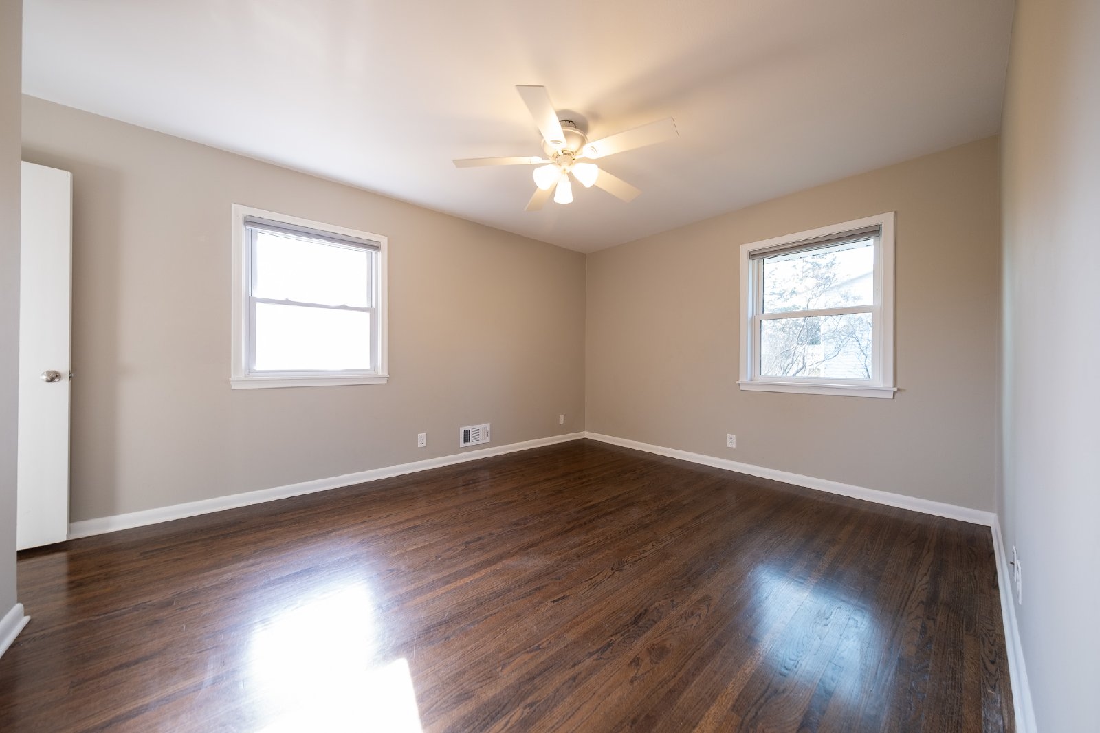 Old Shakopee Road West, Bloomington (7301) JP KZ1 - 1 property image