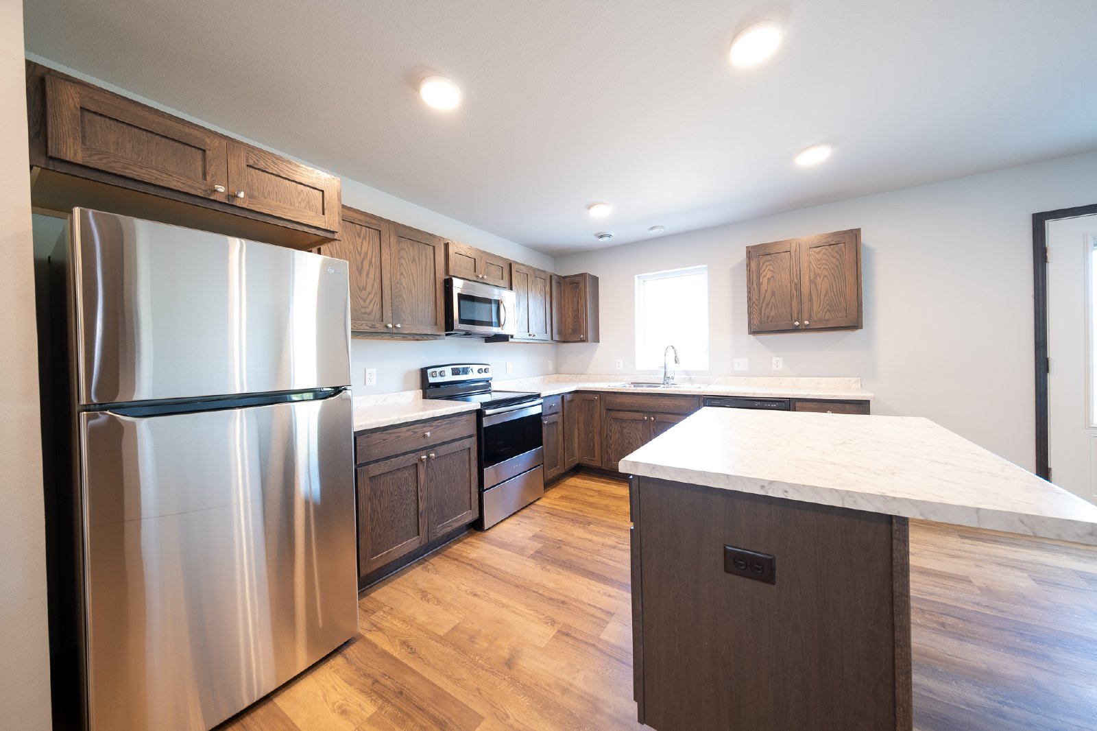 4th Circle Drive Southeast, Lonsdale (668) LY KZ1 - 1 property image