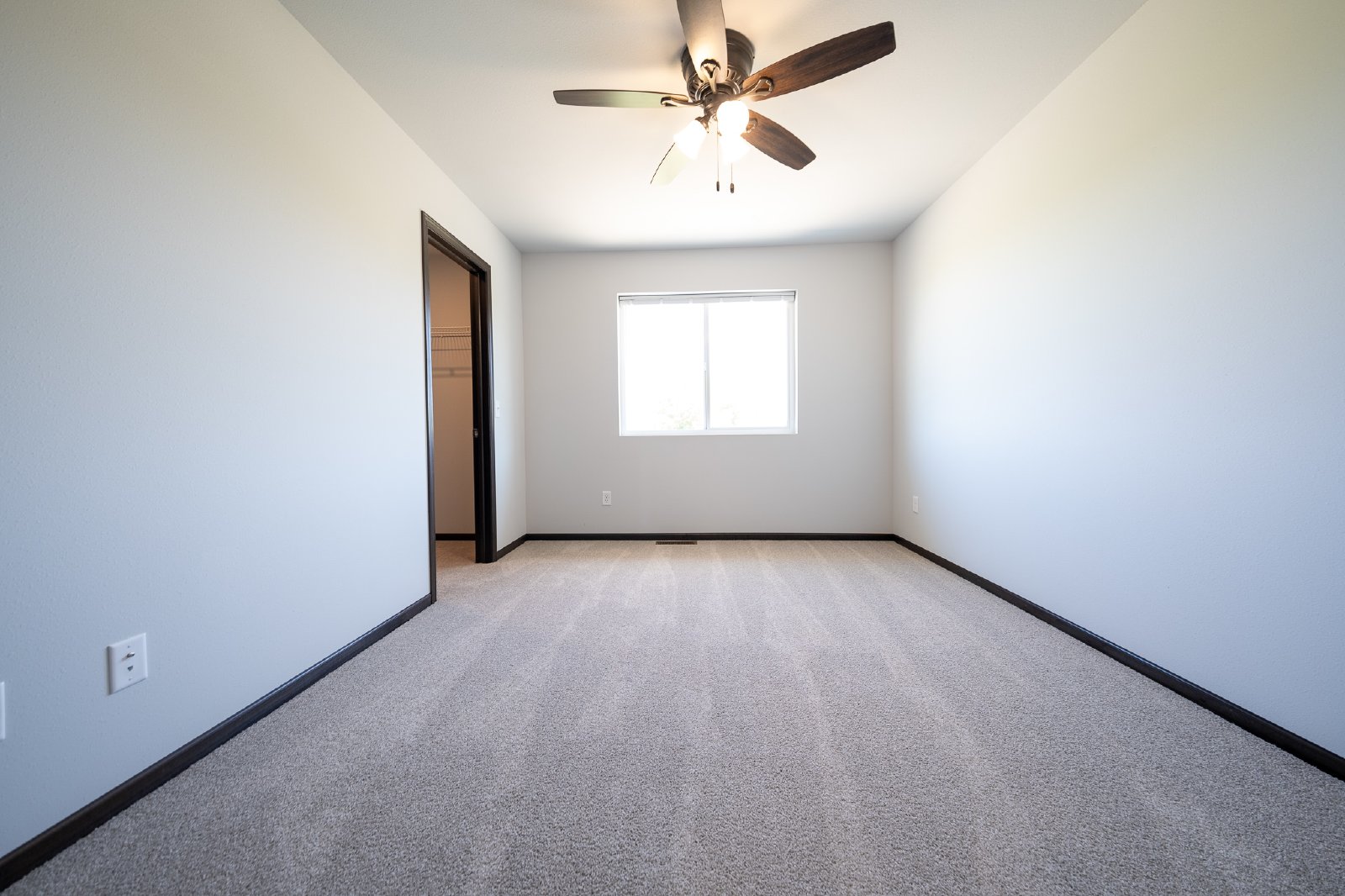 4th Circle Drive Southeast, Lonsdale (668) LY KZ1 - 1 property image