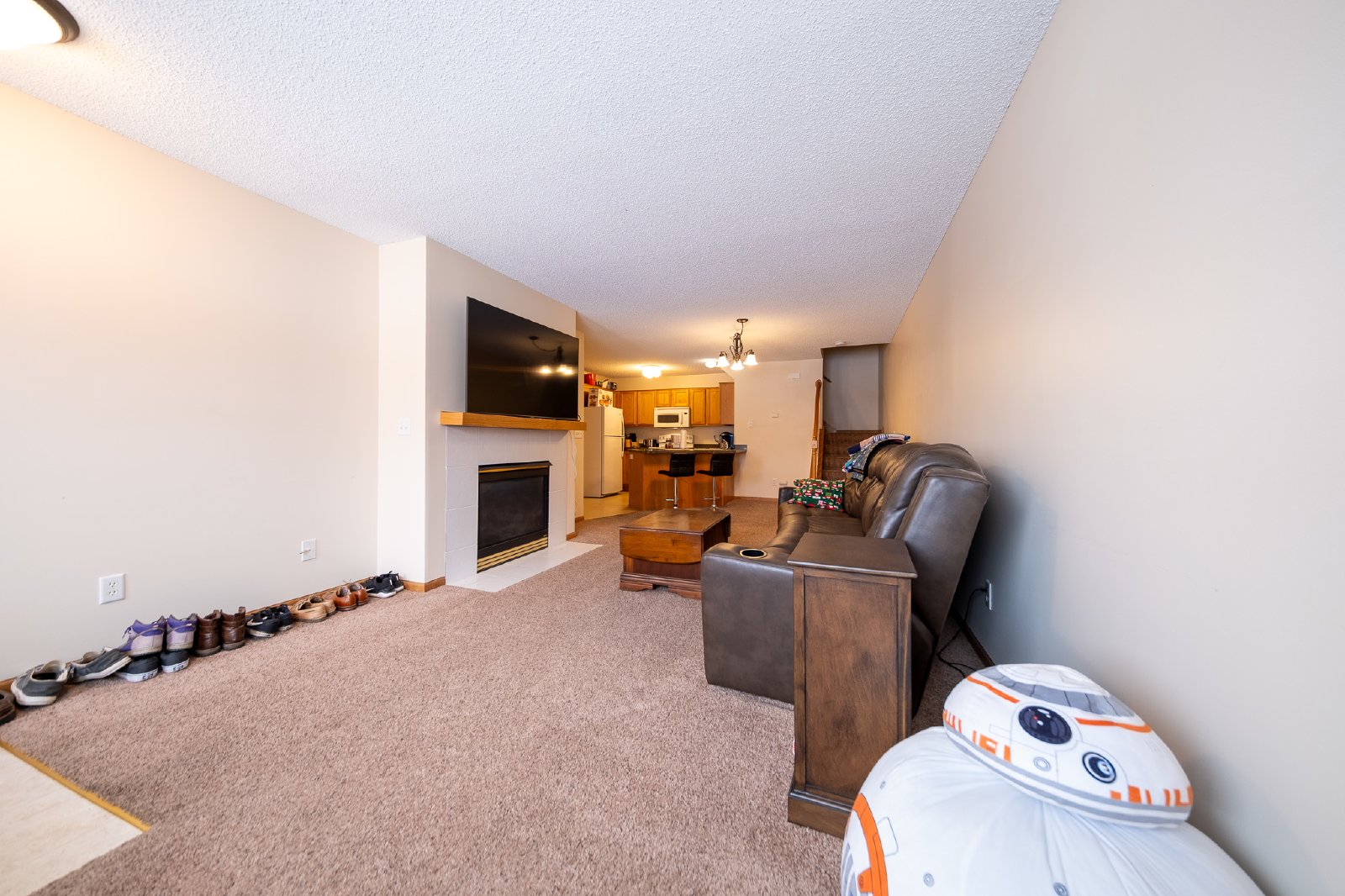 Gillette Way, Lakeville (17540) LY CW2 - 1 property image