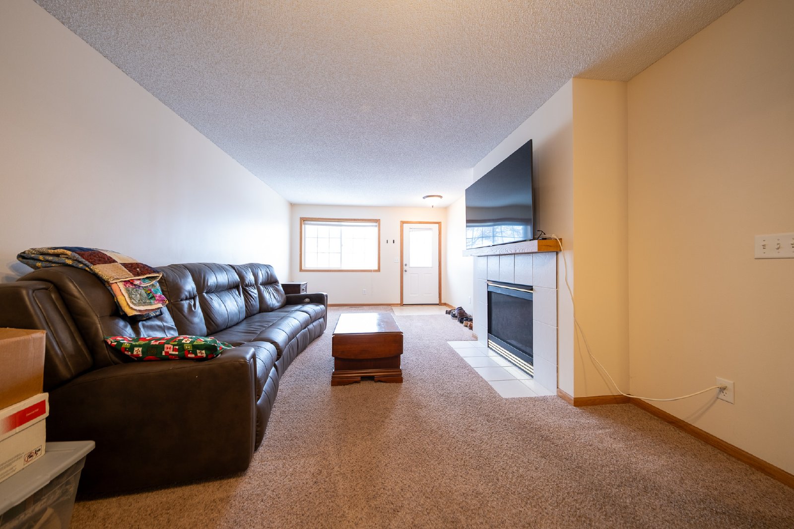 Gillette Way, Lakeville (17540) LY CW2 - 1 property image