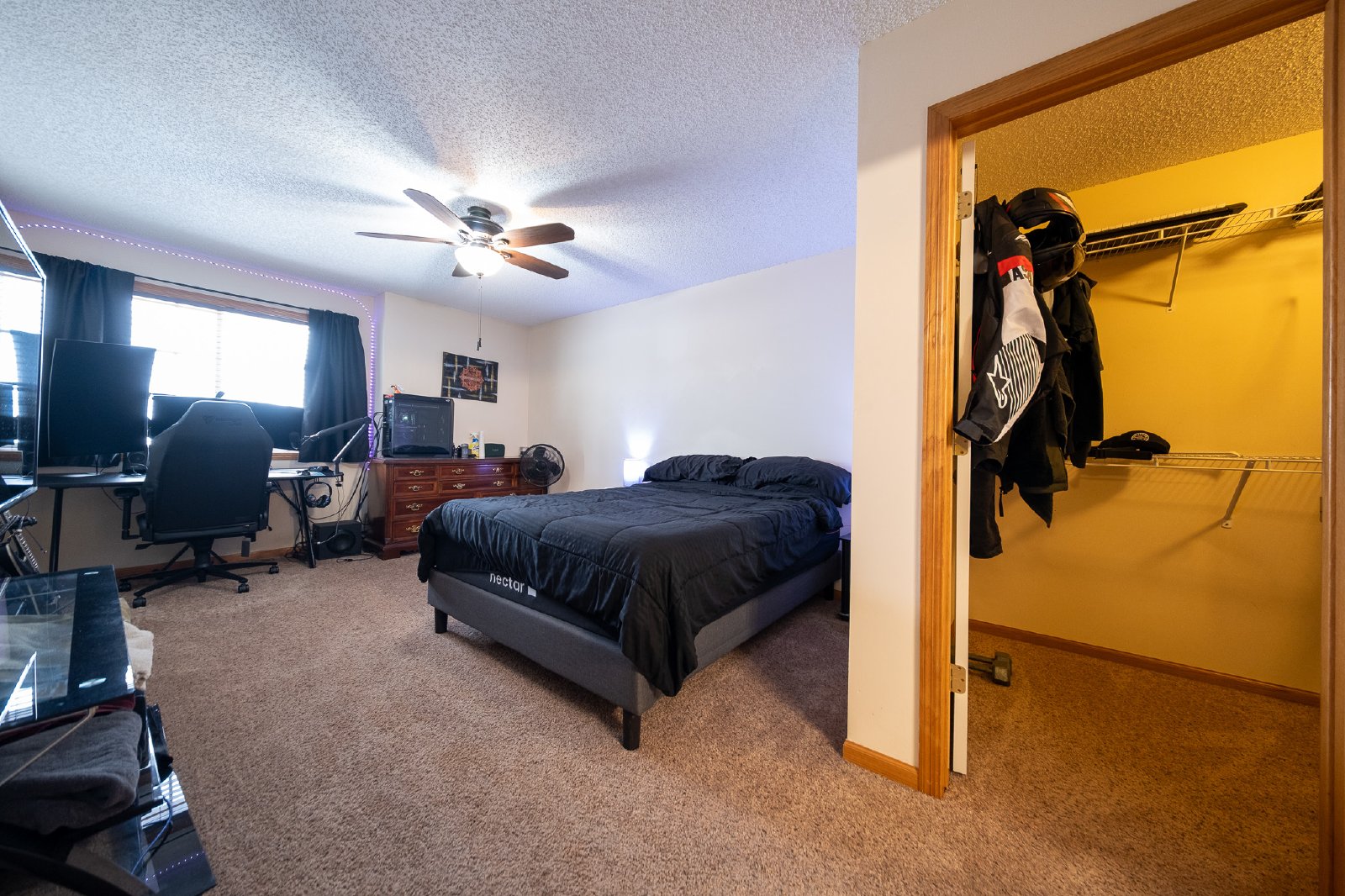 Gillette Way, Lakeville (17540) LY CW2 - 1 property image