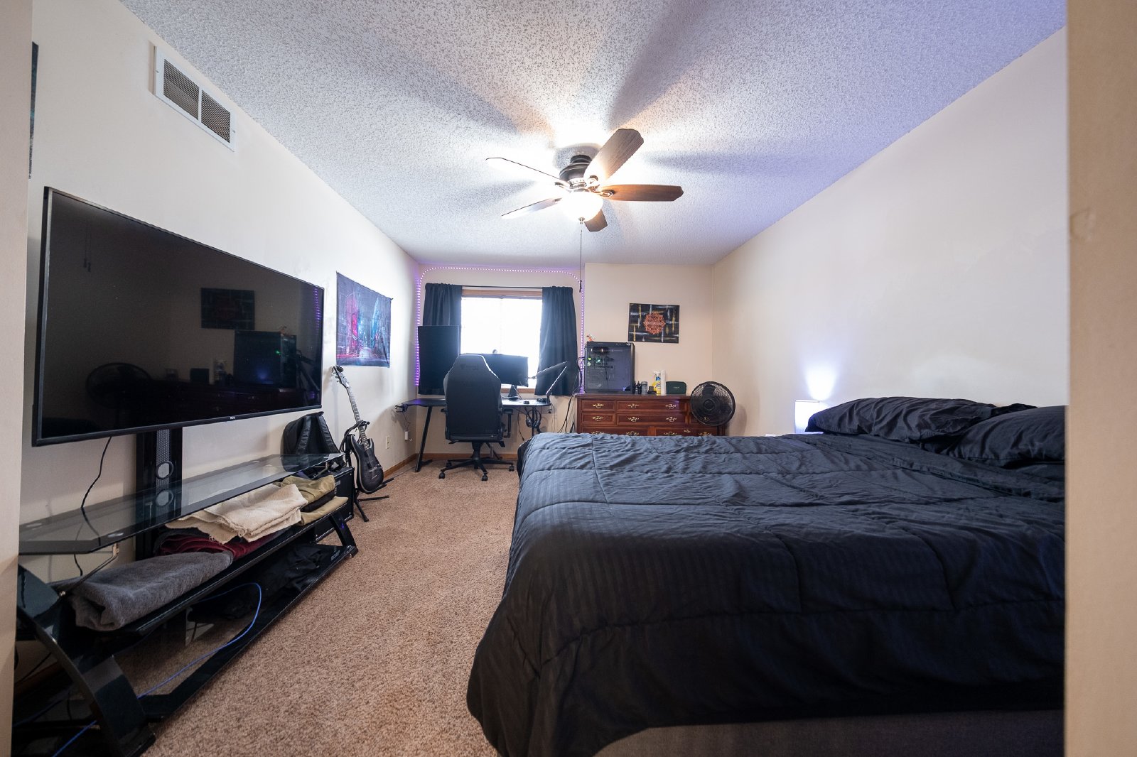 Gillette Way, Lakeville (17540) LY CW2 - 1 property image