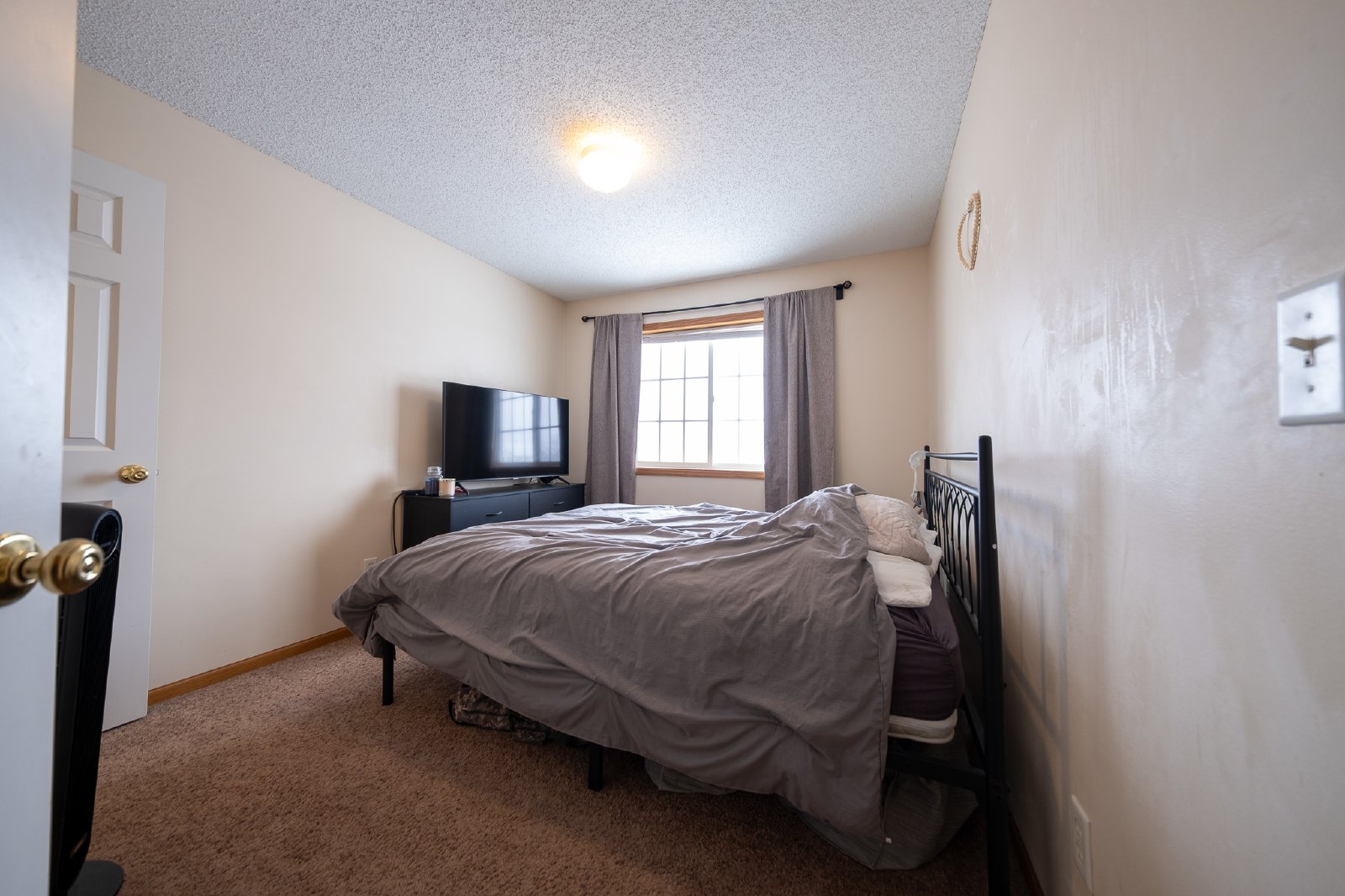 Gillette Way, Lakeville (17540) LY CW2 - 1 property image