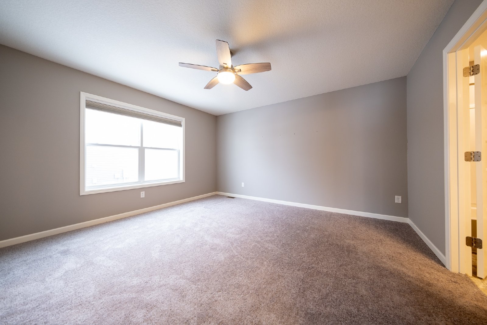 Guthrie Drive, Lakeville (20817) LY JS1 *HWP* - 1 property image