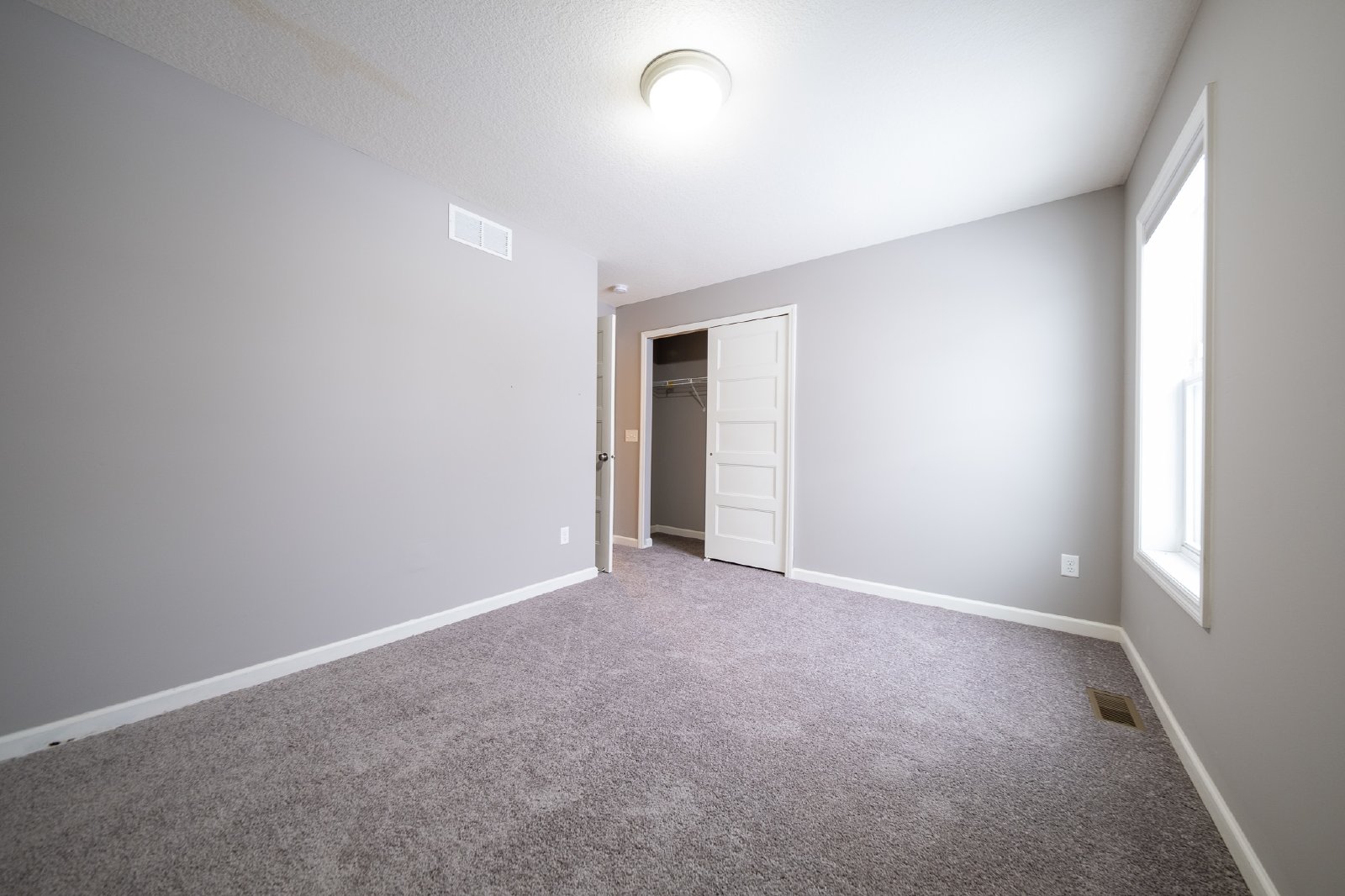 Guthrie Drive, Lakeville (20817) LY JS1 *HWP* - 1 property image