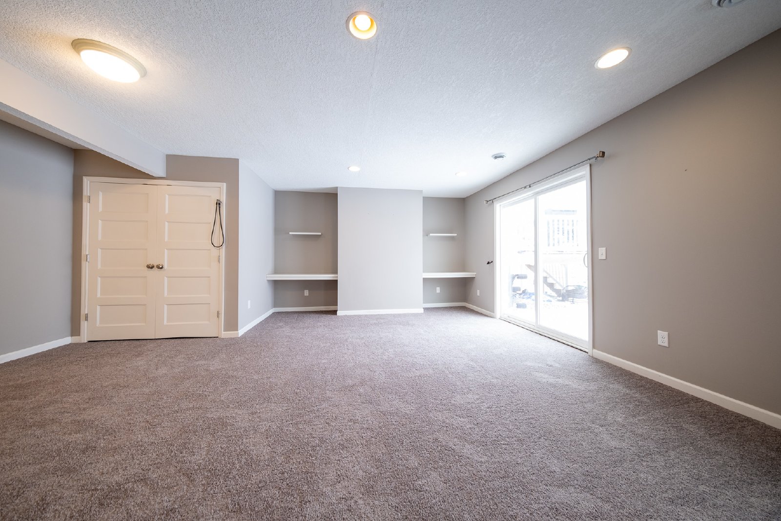 Guthrie Drive, Lakeville (20817) LY JS1 *HWP* - 1 property image