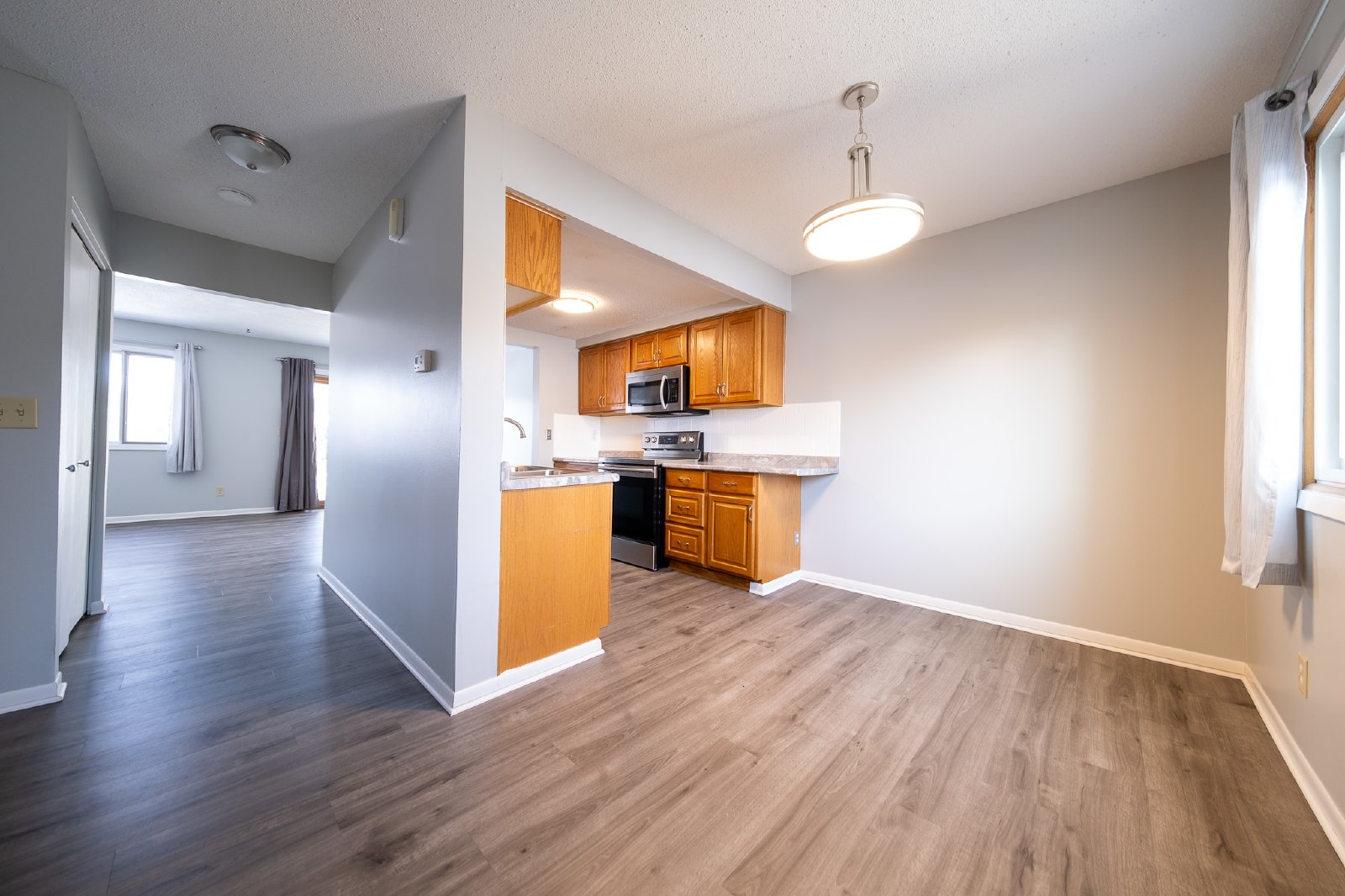 Whitney Drive, Apple Valley (7677) LS CW1 *HWP* - 1 property image