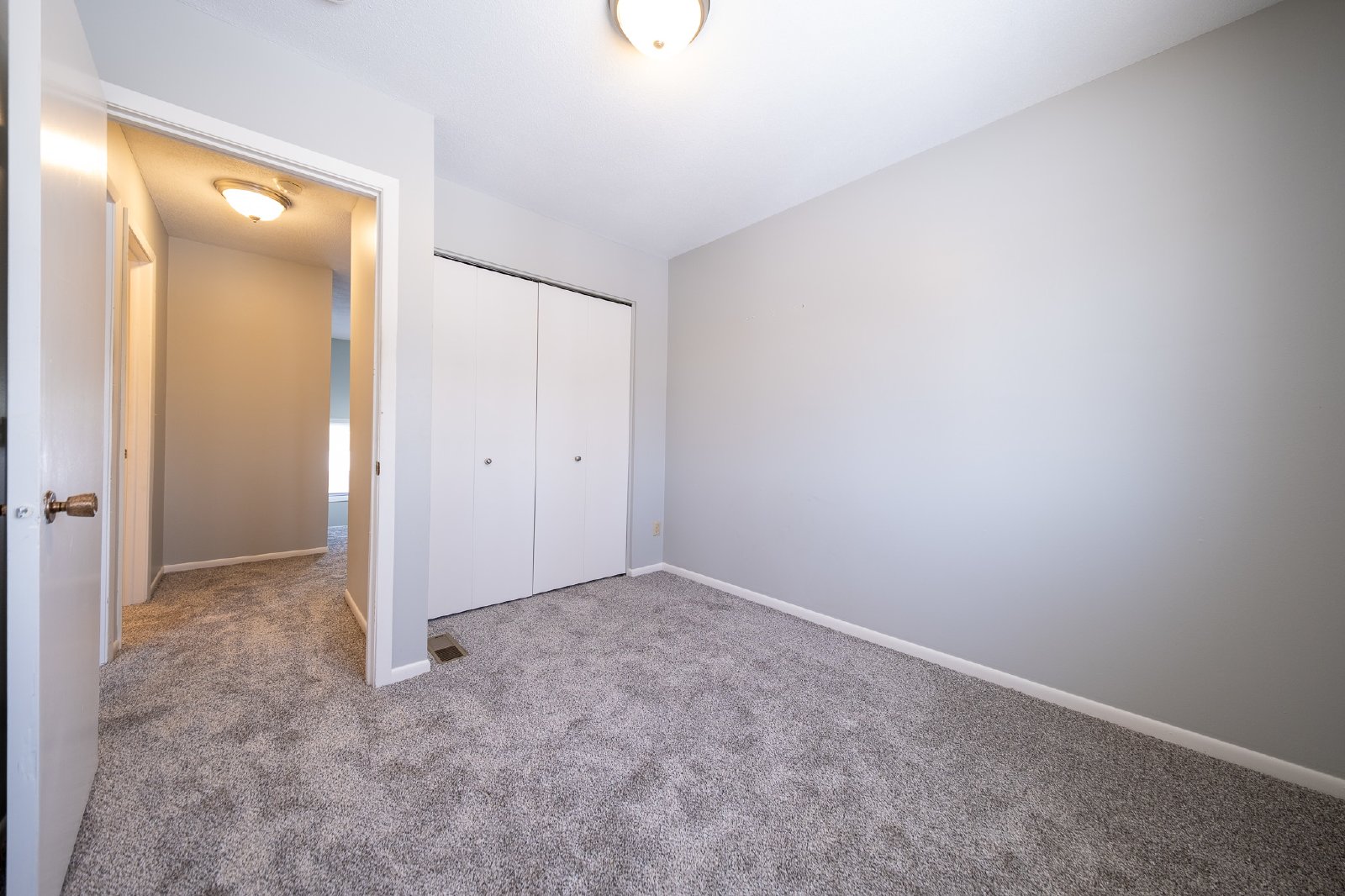 Whitney Drive, Apple Valley (7677) LS CW1 *HWP* - 1 property image