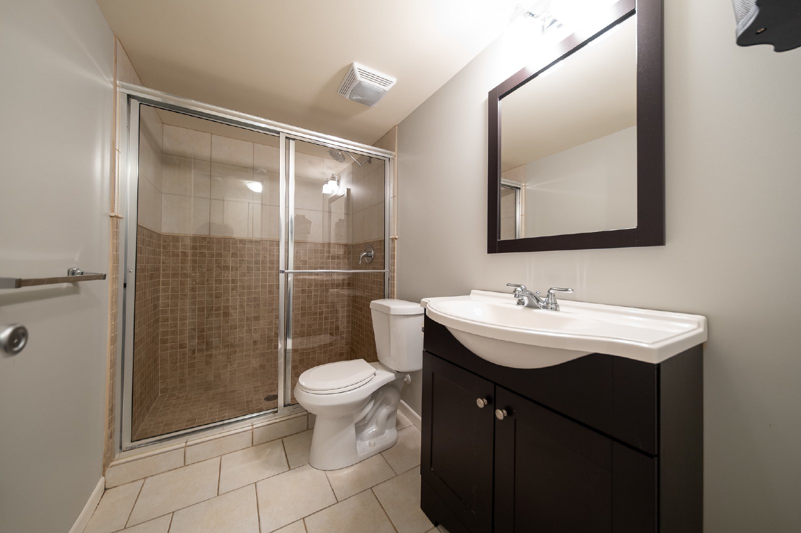 Whitney Drive, Apple Valley (7677) LS CW1 *HWP* - 1 property image