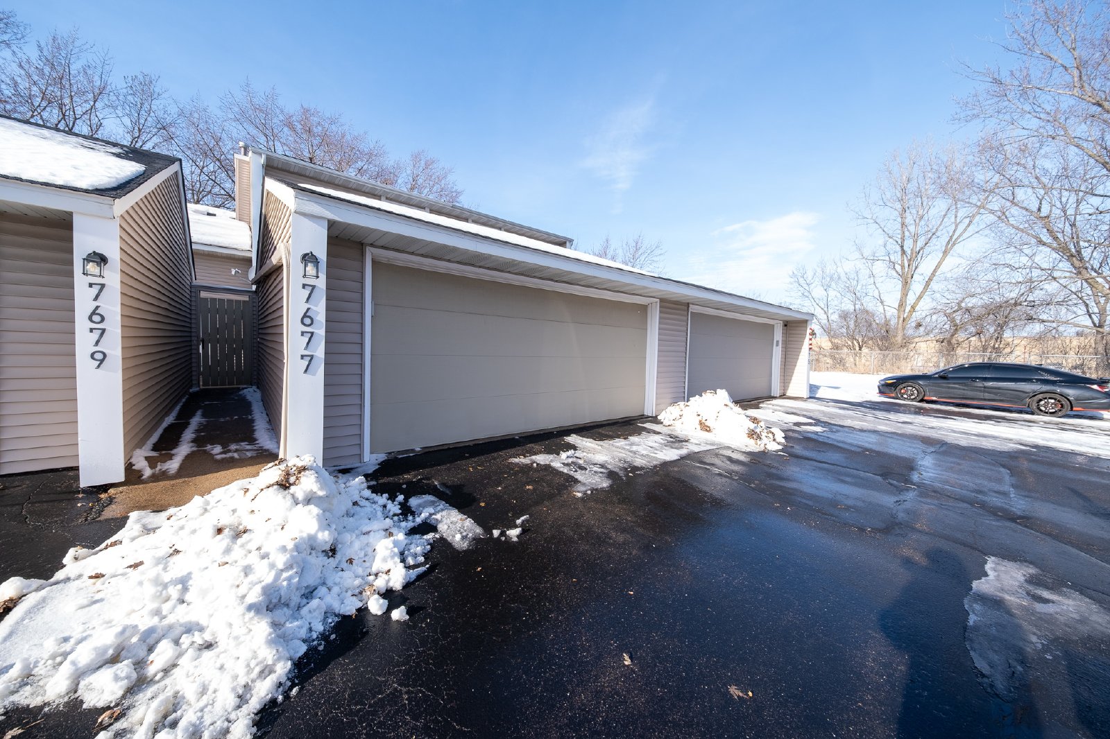 Whitney Drive, Apple Valley (7677) LS CW1 *HWP* - 1 property image