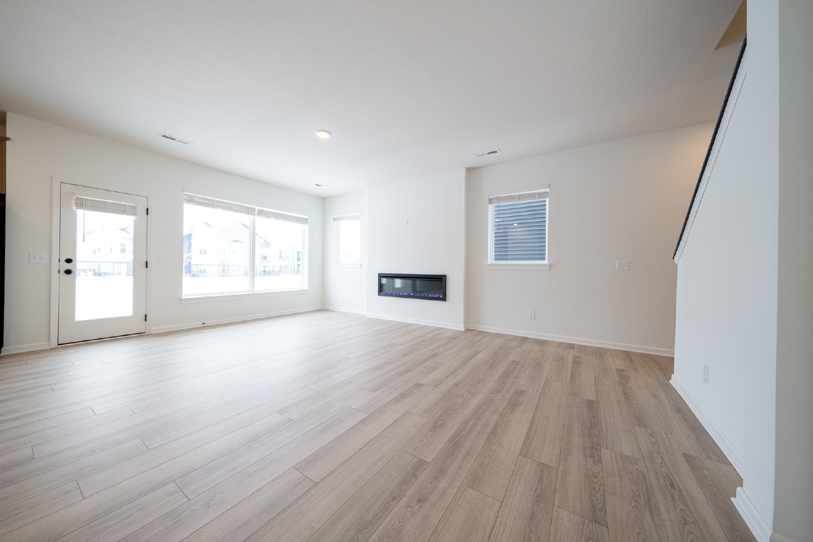 149th Street West, Rosemount (1111) MJ MG1 - 1 property image