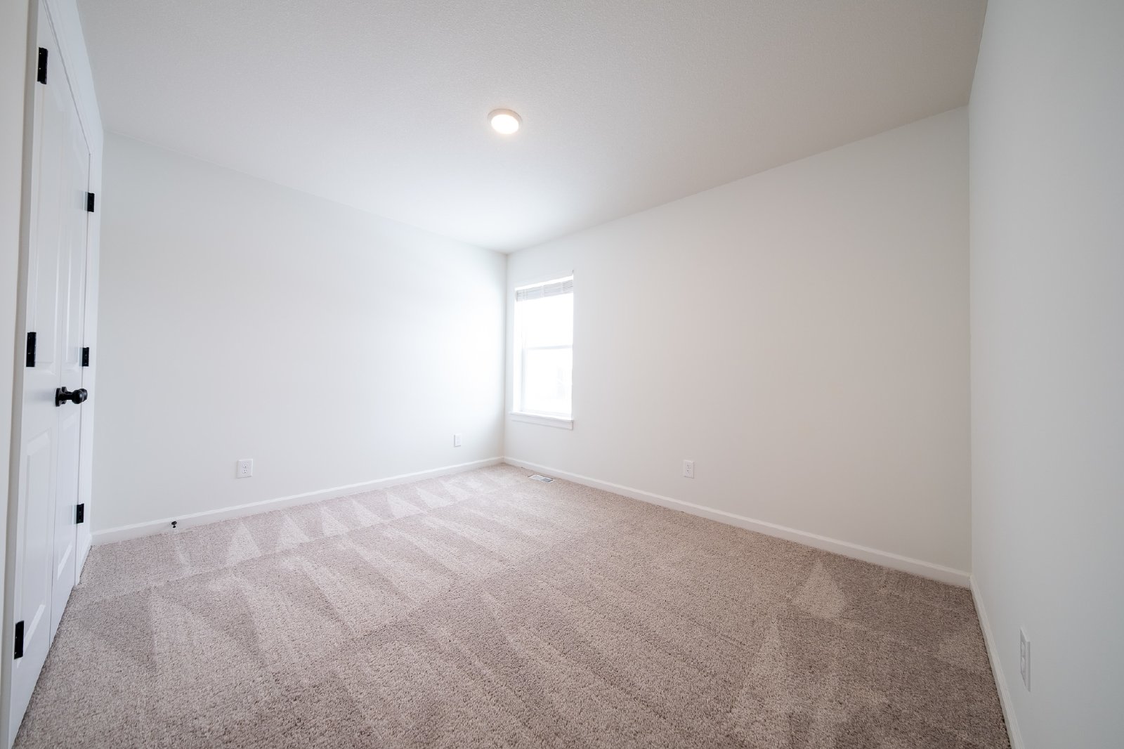 149th Street West, Rosemount (1111) MJ MG1 - 1 property image