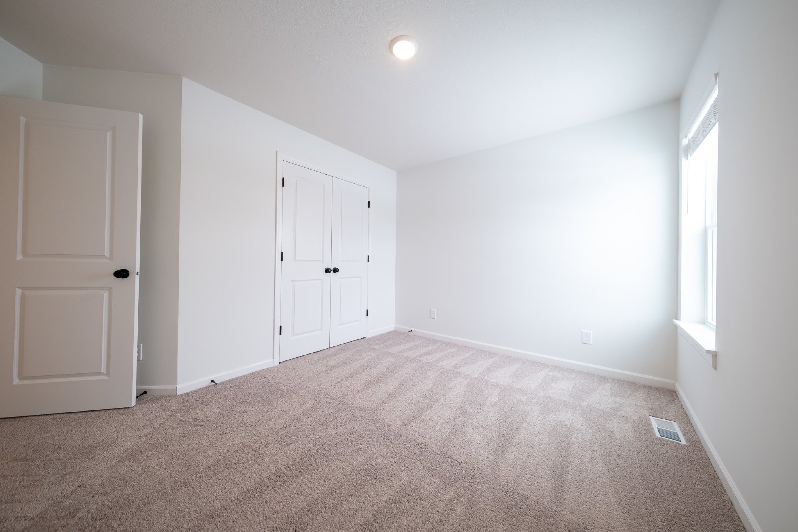 149th Street West, Rosemount (1111) MJ MG1 - 1 property image