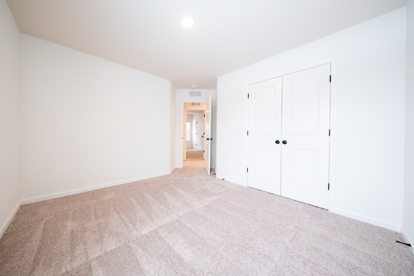 149th Street West, Rosemount (1111) MJ MG1 - 1 property image