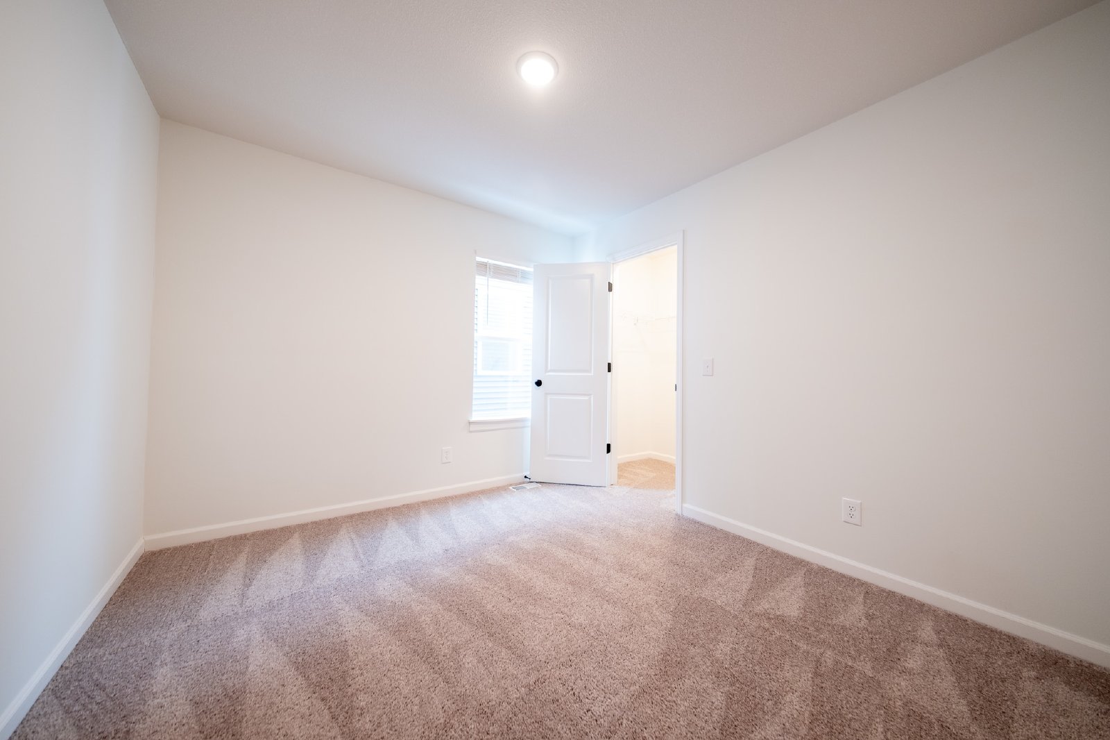 149th Street West, Rosemount (1111) MJ MG1 - 1 property image