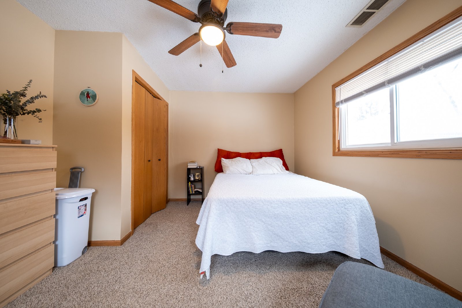 Idaho Avenue North, Crystal (5924) MH JS1 **TPO** - 1 property image