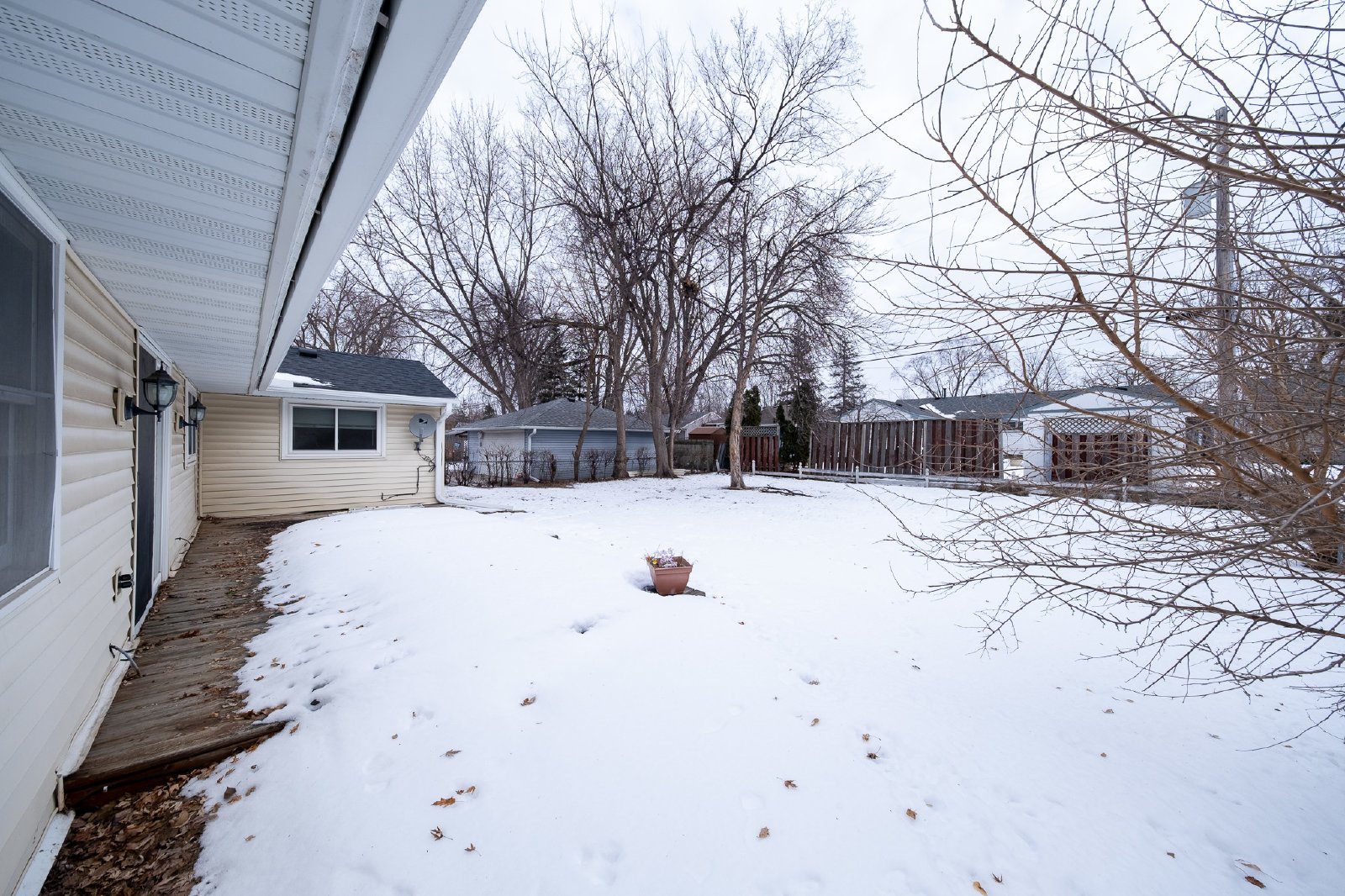 Idaho Avenue North, Crystal (5924) MH JS1 **TPO** - 1 property image