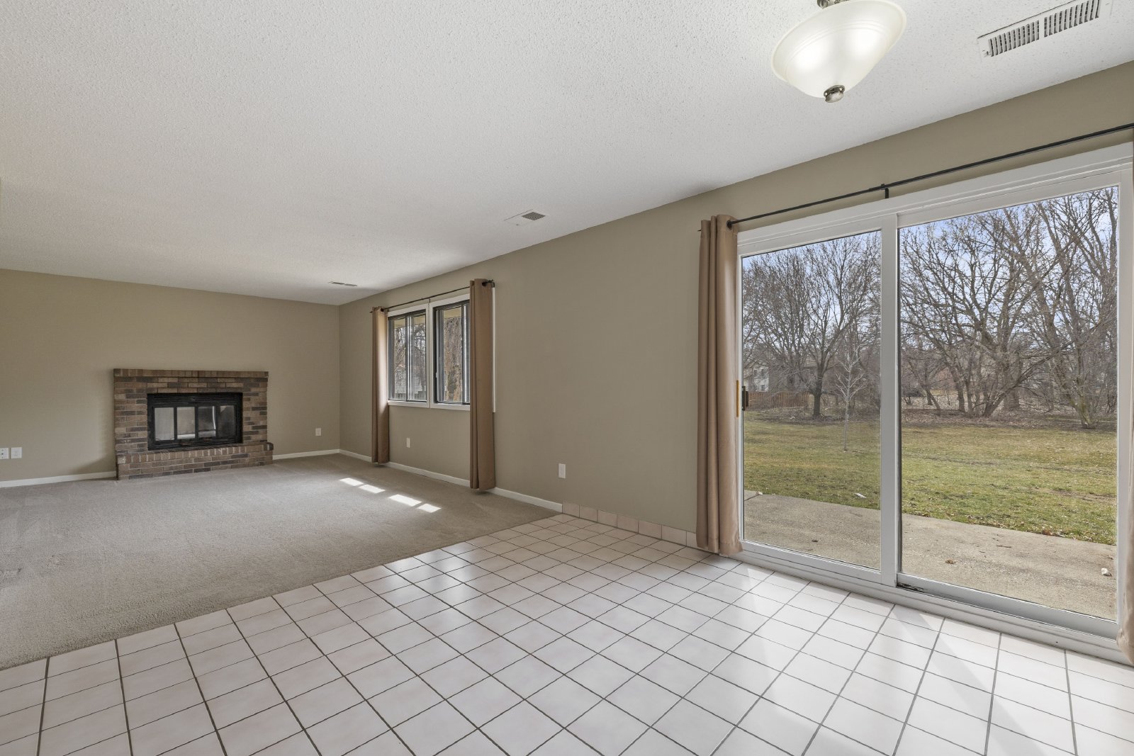 176th Street West, Lakeville (9350) MH KK1 **TPO** - 1 property image