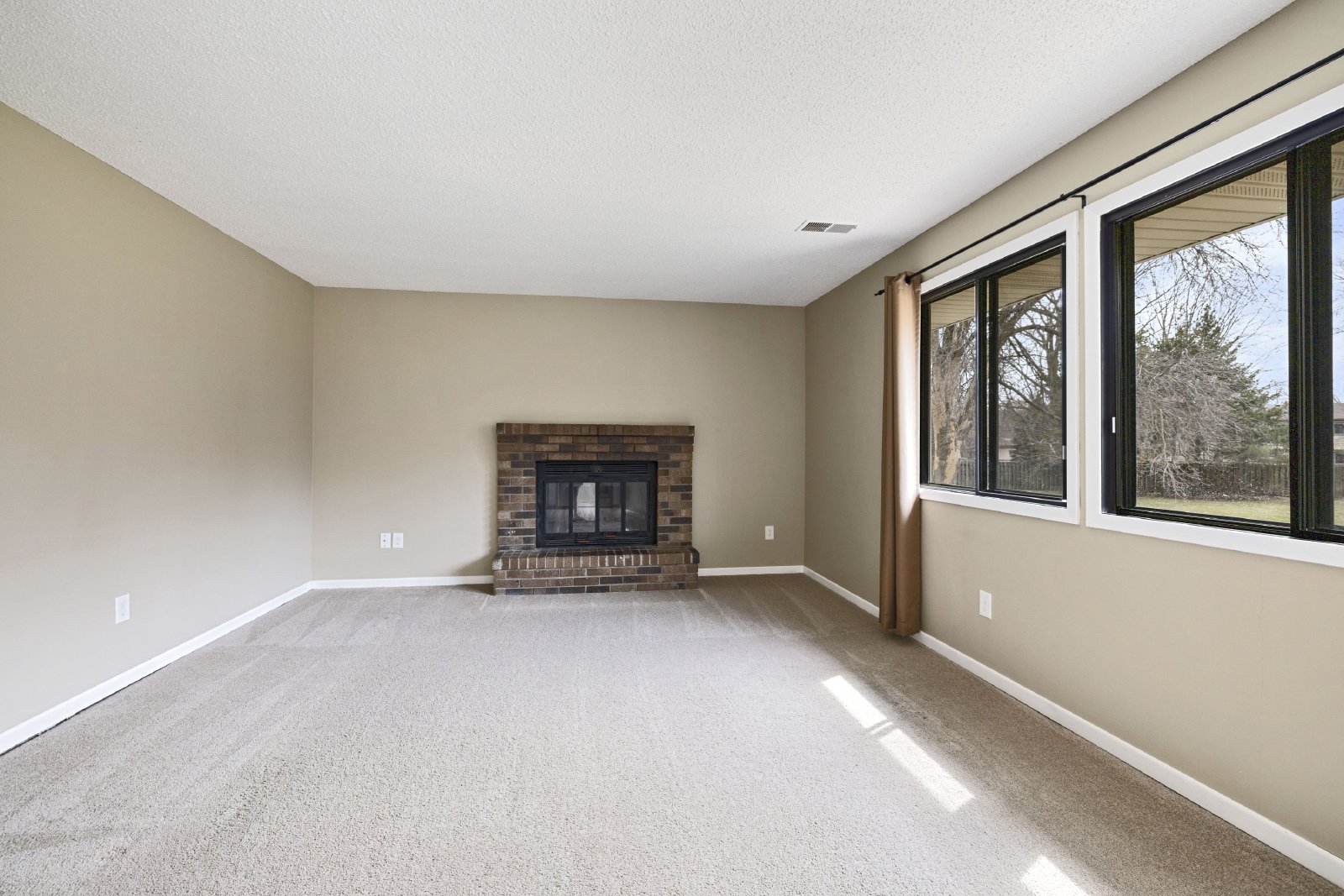 176th Street West, Lakeville (9350) MH KK1 **TPO** - 1 property image