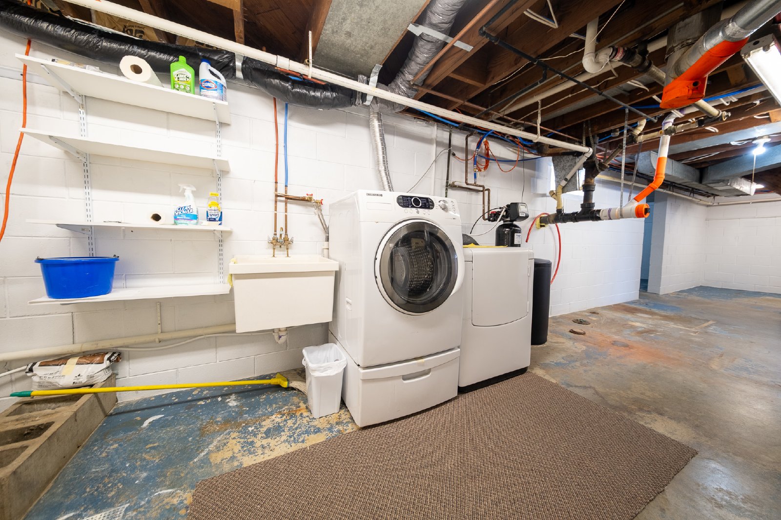 Oakdale Drive, Corcoran (22925) MJ CW1 - 1 property image