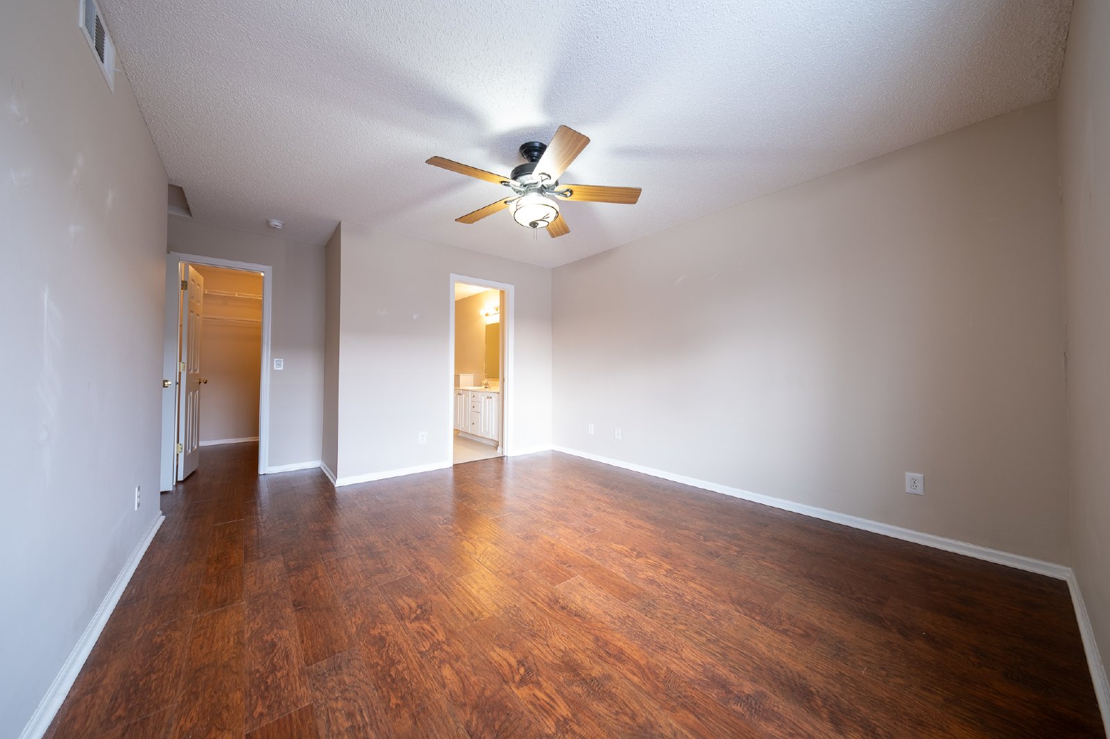 River Birch Lane Southeast, Prior Lake (17335) MJ KK1 - 1 property image